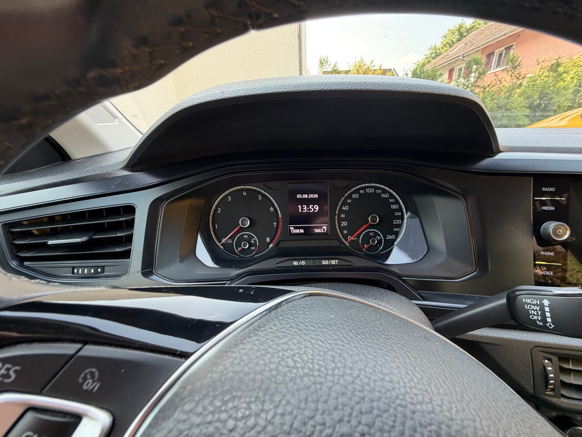 VW 1.0 MPI 80 Comfortline-image-5