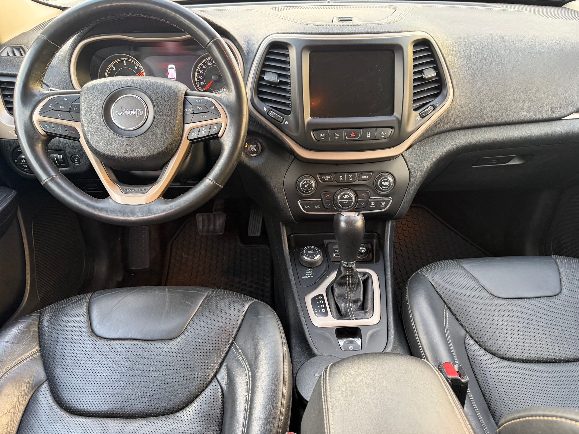 JEEP Cherokee 2.2TD Longitude AWD 9ATX-image-10