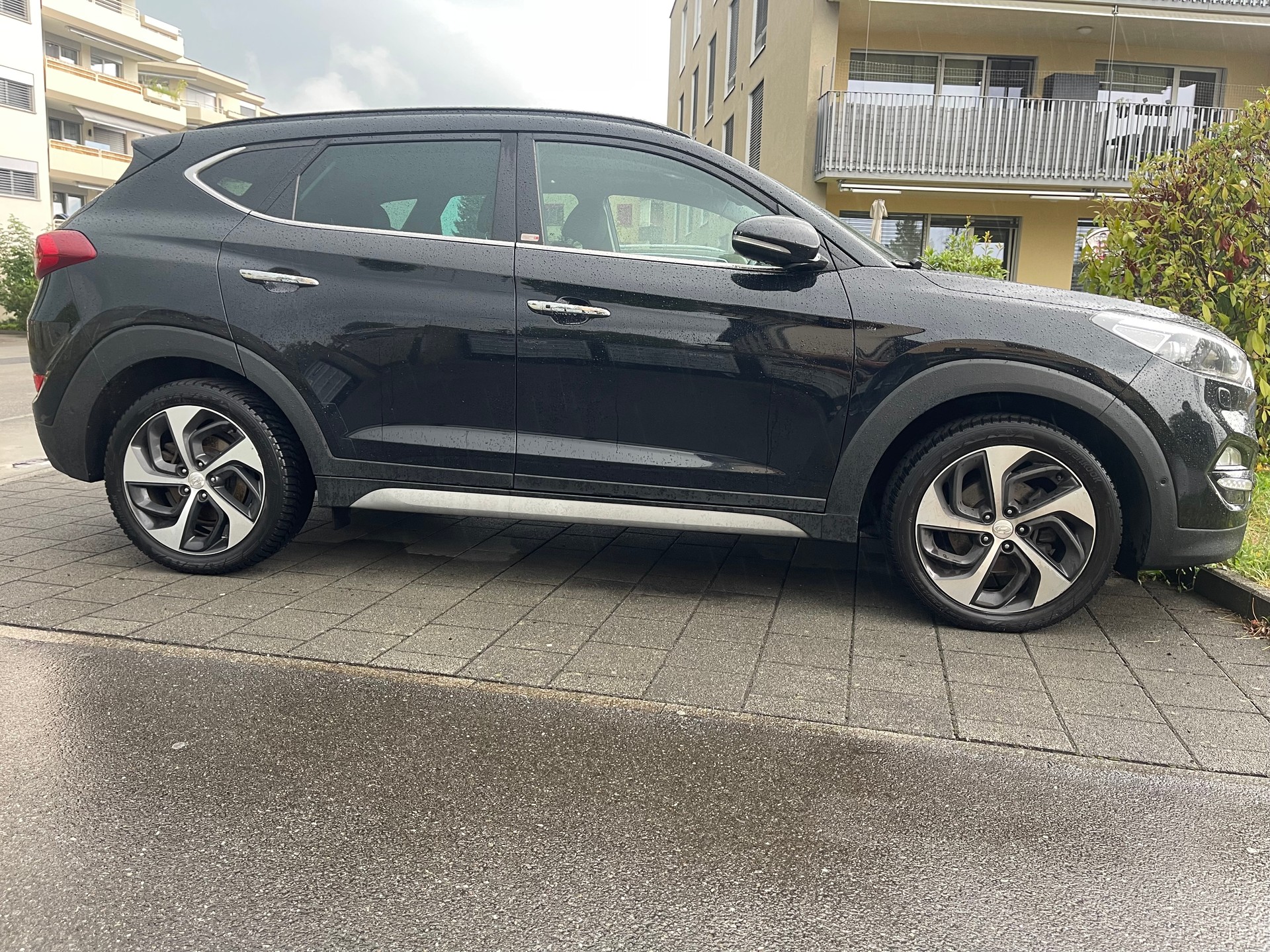 HYUNDAI Tucson 2.0 CRDI Vertex 4WD Automatic-image-6