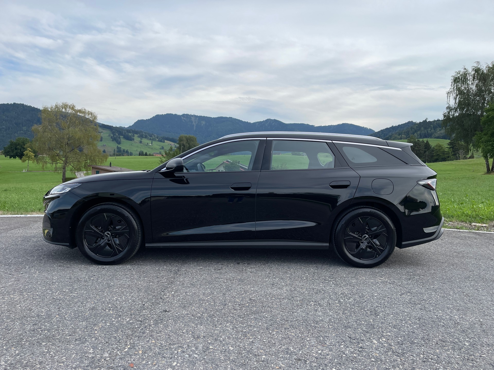 BYD Seal 6 DM-i Touring Boost-showroom-element-1