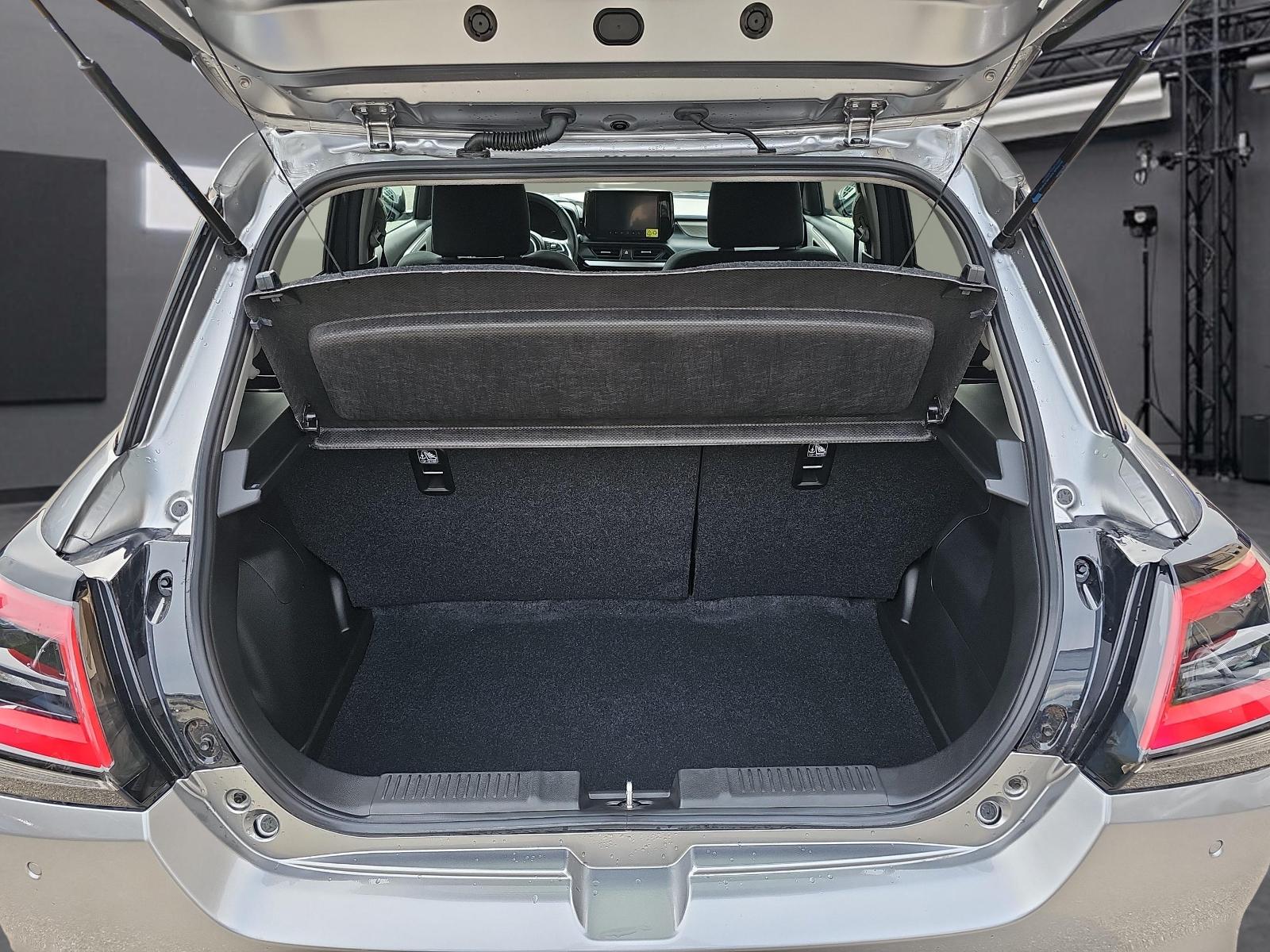 SUZUKI Swift 1.2 Compact Top Hybrid 4x4-image-11
