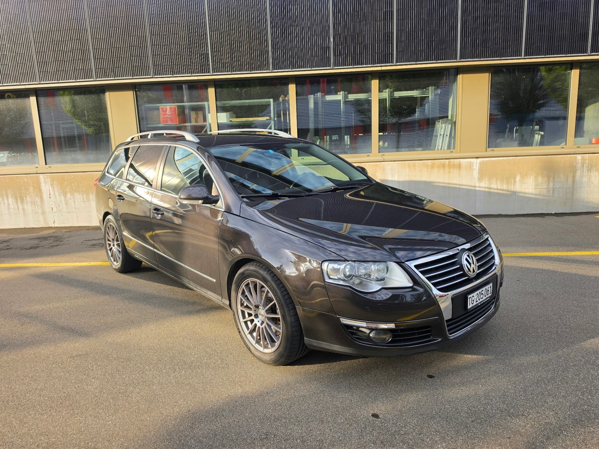 VW 2.0 TDI DPF Highline-image-1