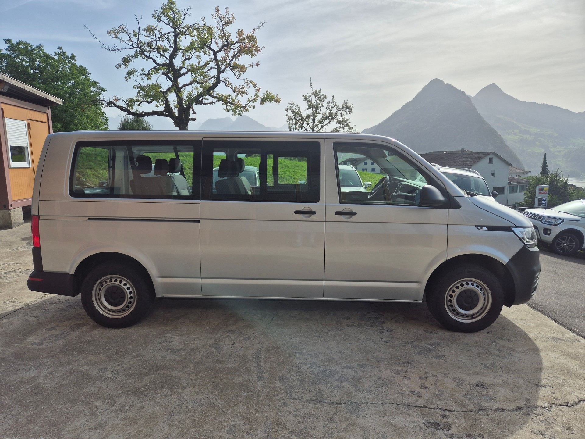 VW T6.1 Kombi 2.0 TDI 4Motion DSG LWB 9-Sitzplätze-image-3