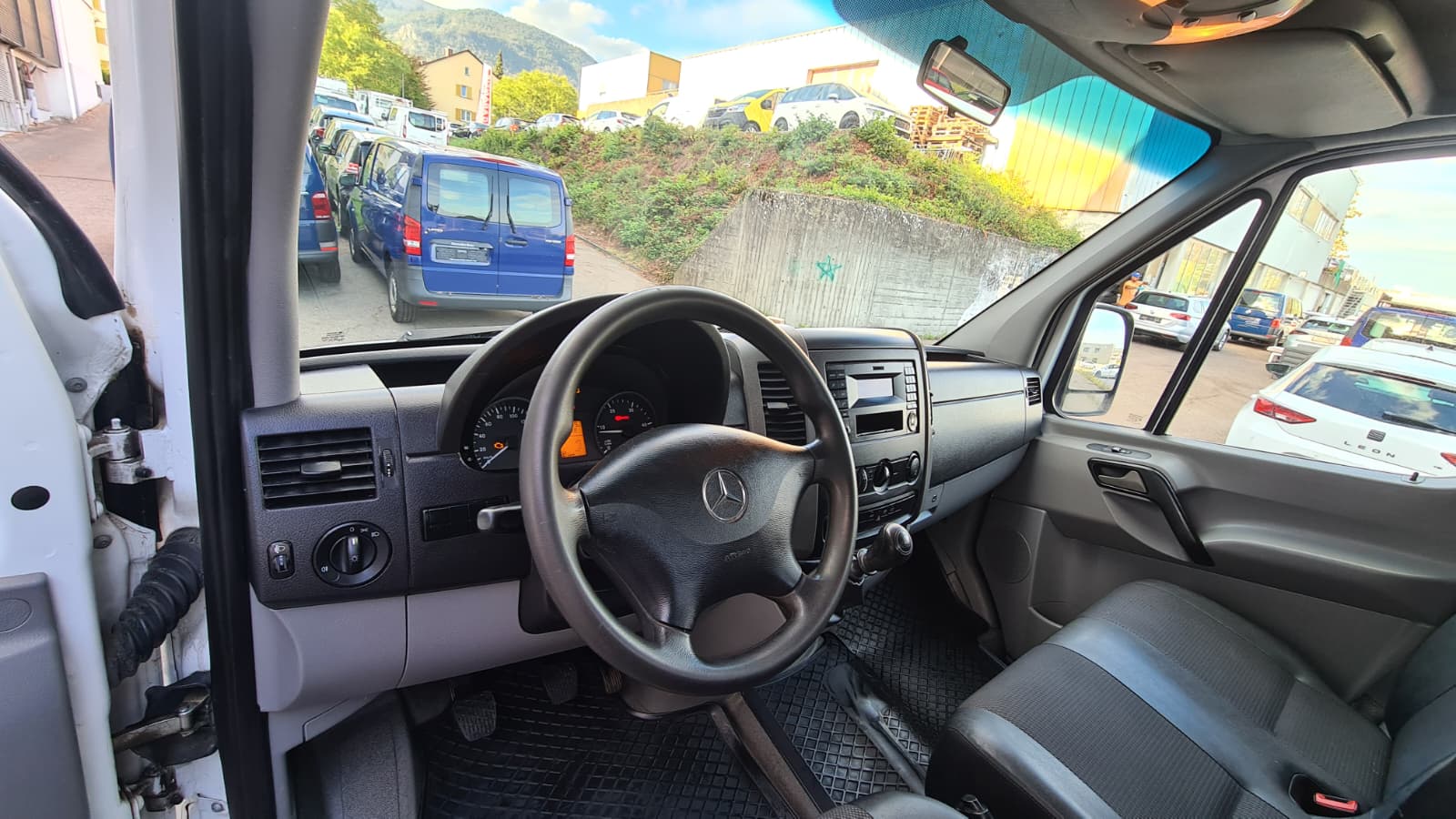 MERCEDES-BENZ Sprinter 314 CDI Standard ** Kipper mit Doppelkabine ** AHK -3500 Kg ** Frisch Ab MFK & Service **-image-15
