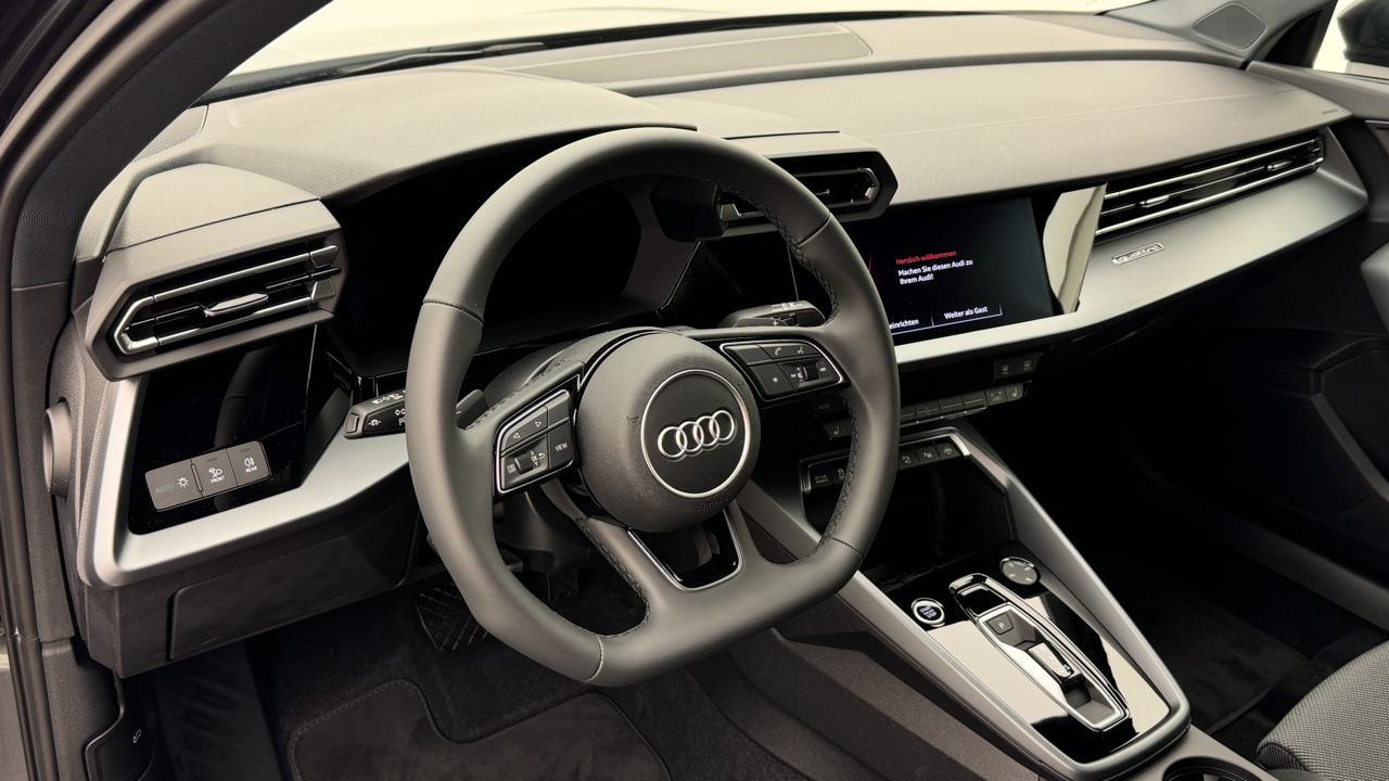 AUDI A3 Sportback TFSI 150 kW quattro S line S tronic-image-6