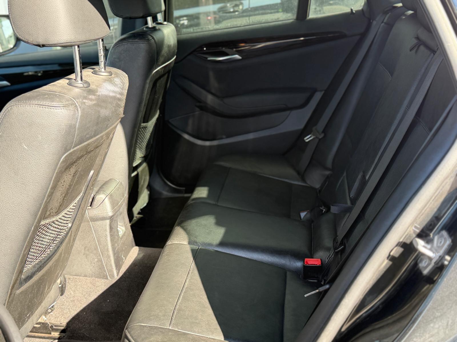 BMW X1 xDrive 18d Steptronic-image-10