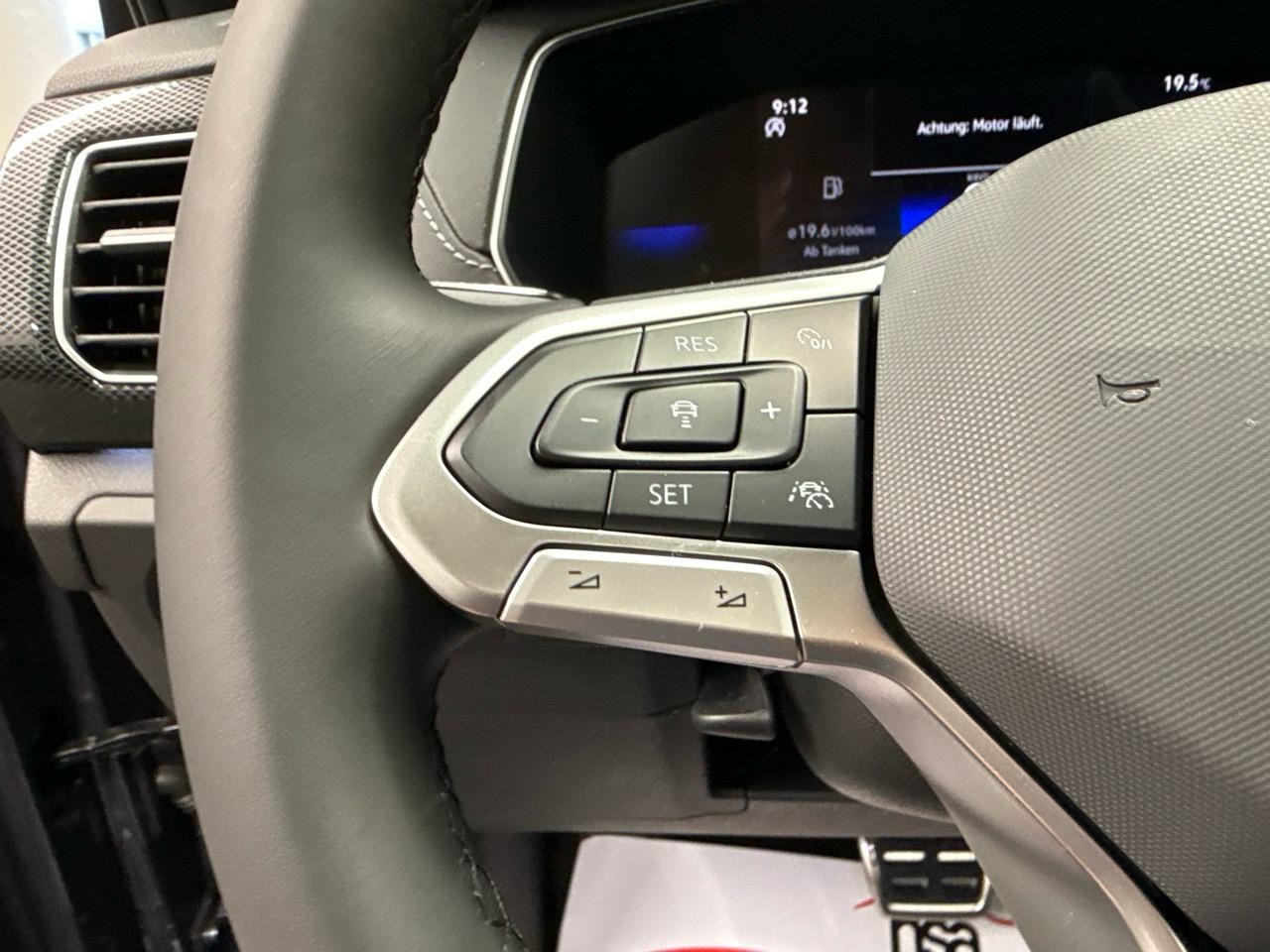 VW T-Cross 1.0TSI R-Line Black Limited 115-image-6