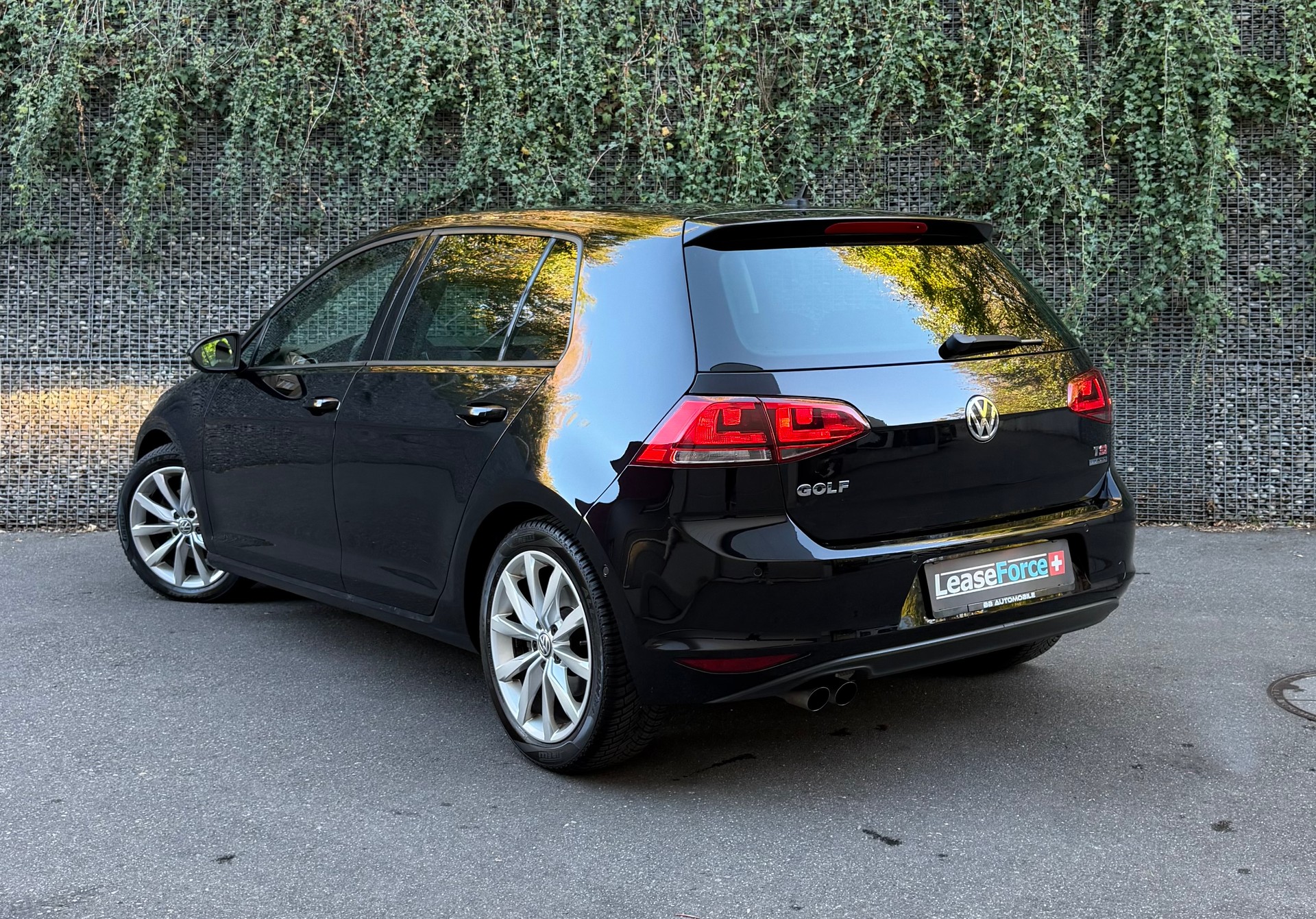 VW Golf 1.4 TSI Highline DSG-image-2