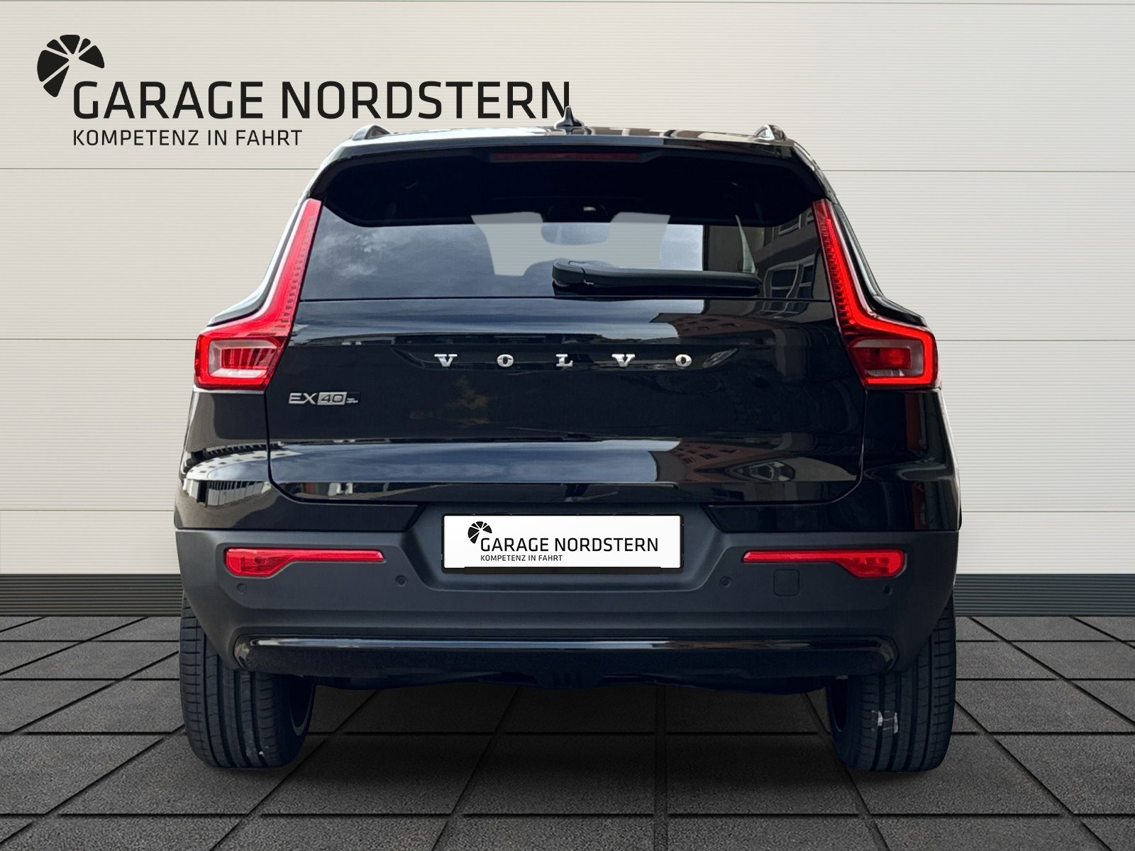 VOLVO EX40 Twin Ultra AWD-image-3