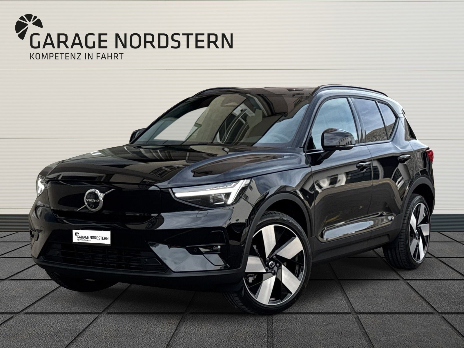 VOLVO EX40 Twin Ultra AWD-image-0