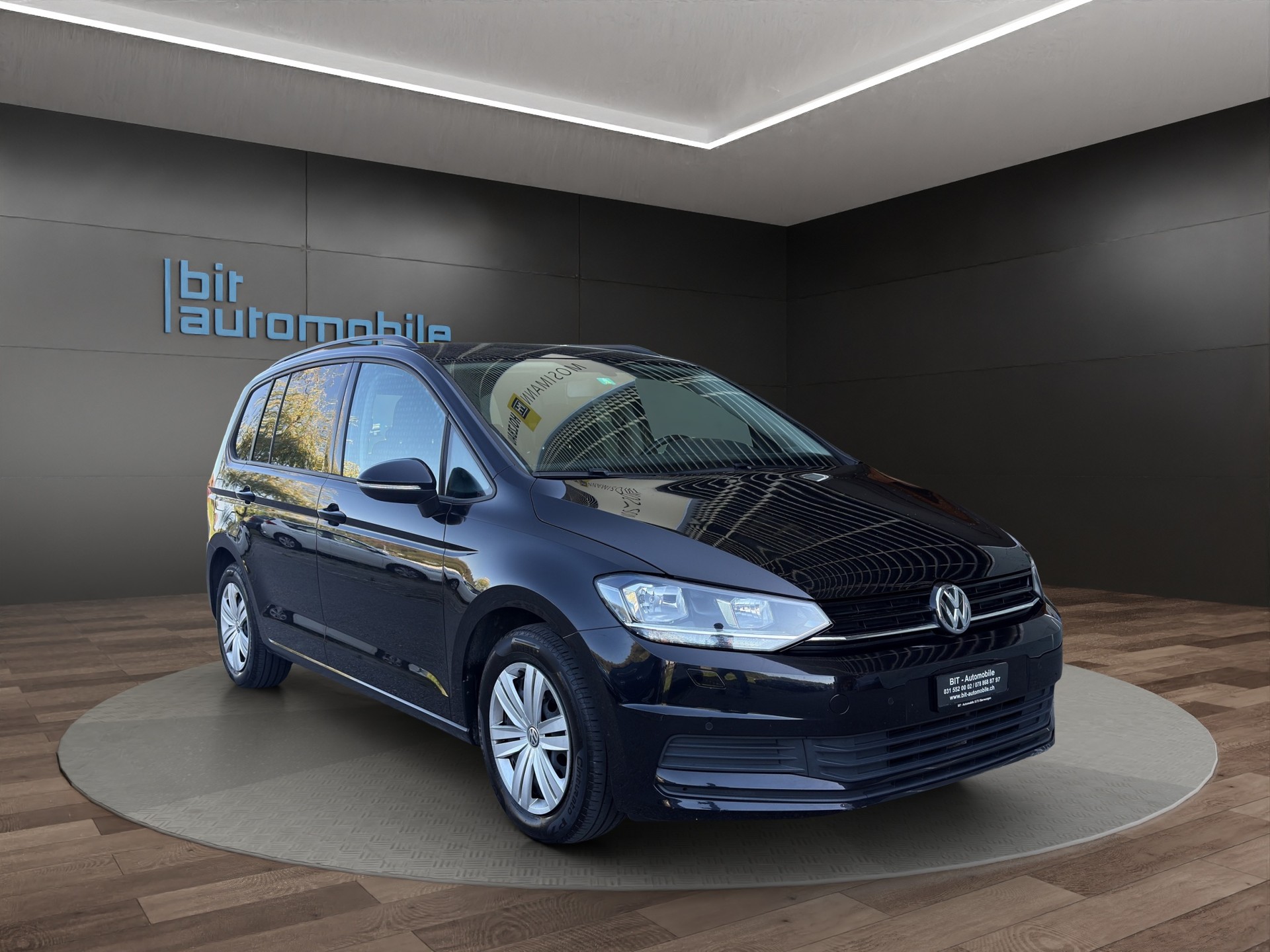 VW Touran 1.6 TDI BlueMotion Technology Family DSG 7Plätzer-image-9
