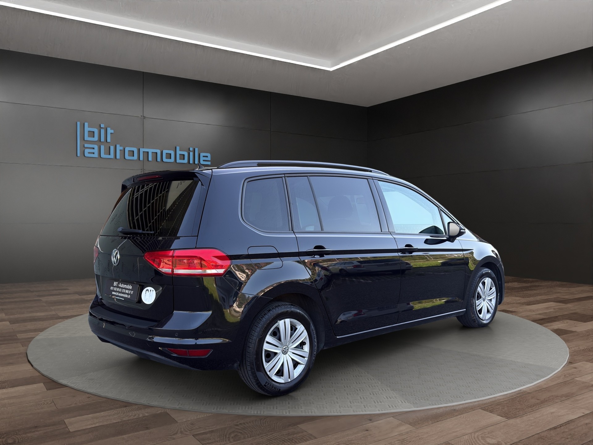 VW Touran 1.6 TDI BlueMotion Technology Family DSG 7Plätzer-image-7