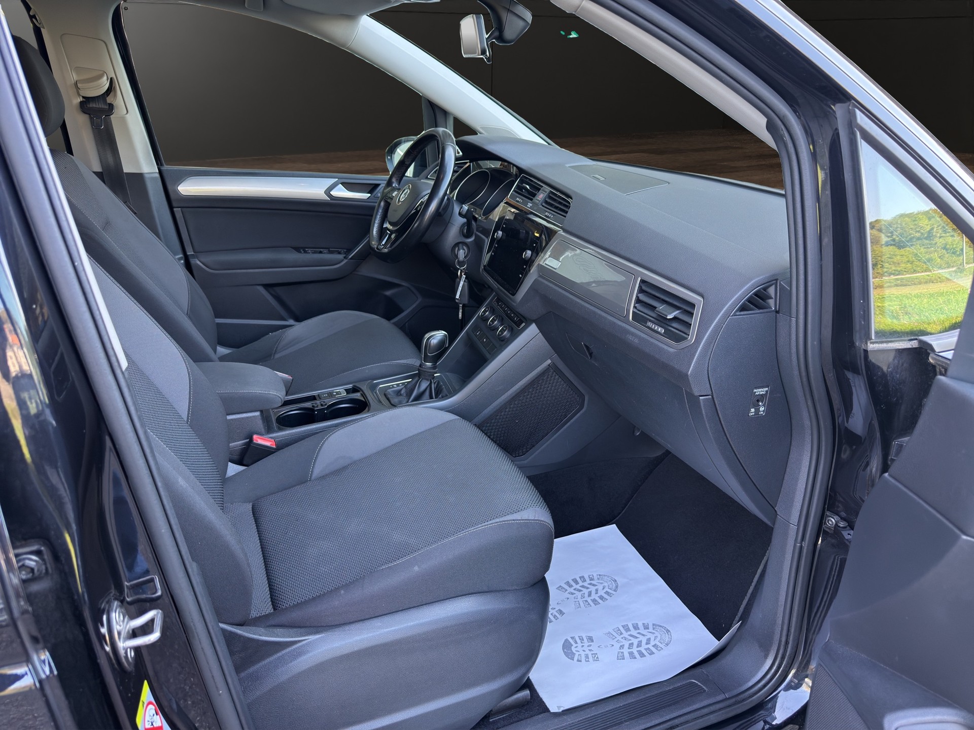 VW Touran 1.6 TDI BlueMotion Technology Family DSG 7Plätzer-image-11
