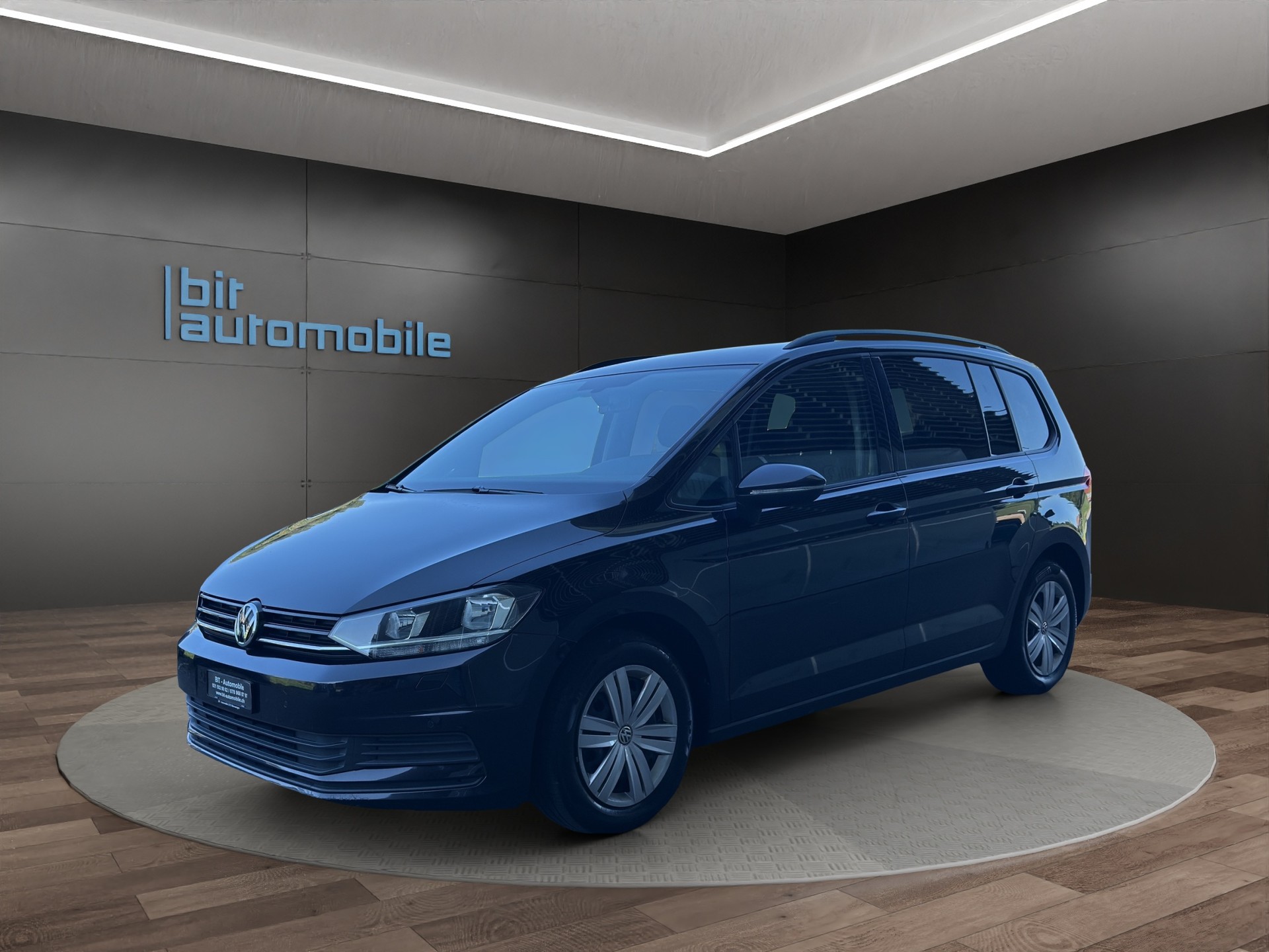 VW Touran 1.6 TDI BlueMotion Technology Family DSG 7Plätzer-image-0