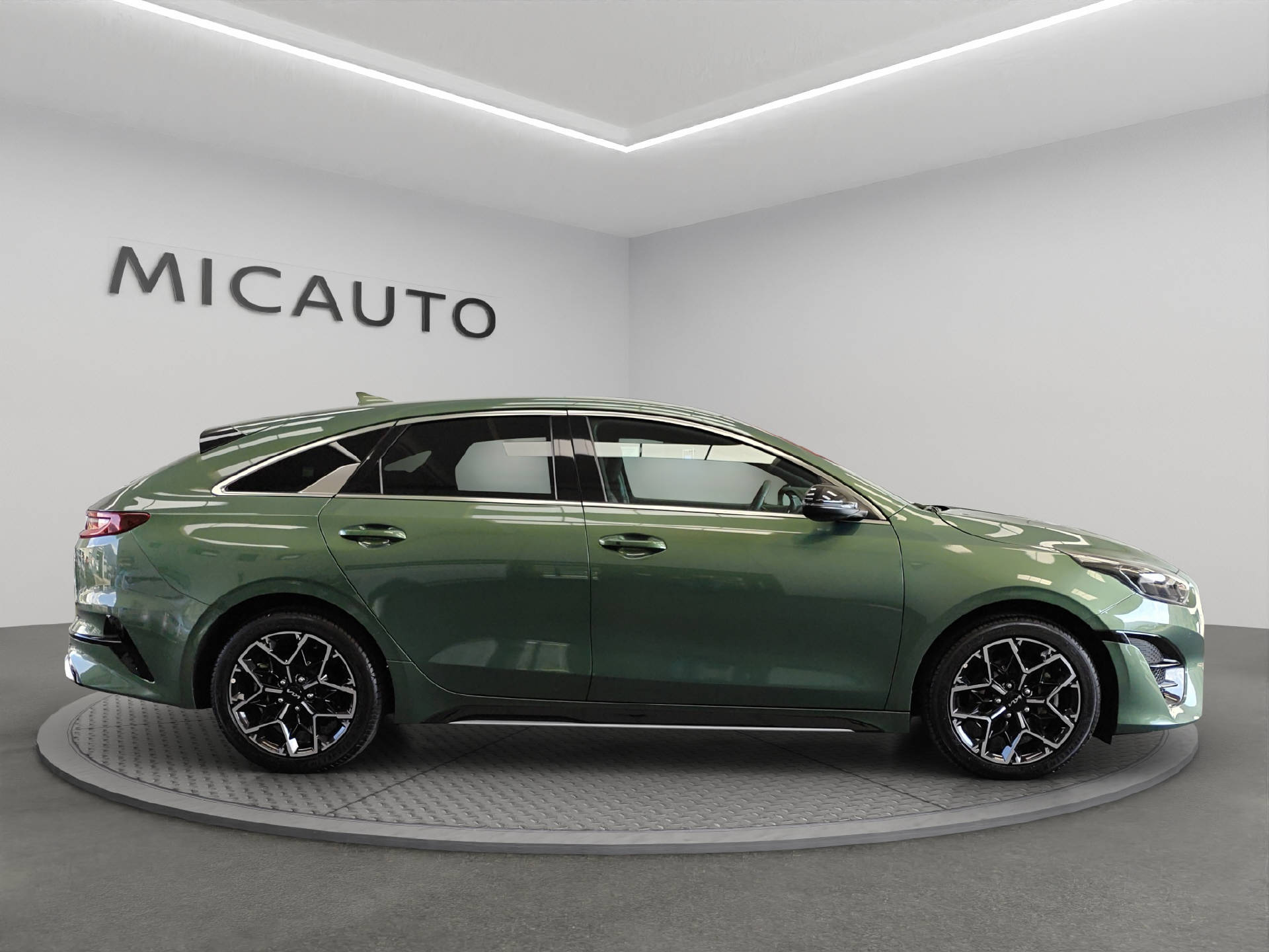 KIA ProCeed 1.5 T-GDi GT-Line Edition-image-15