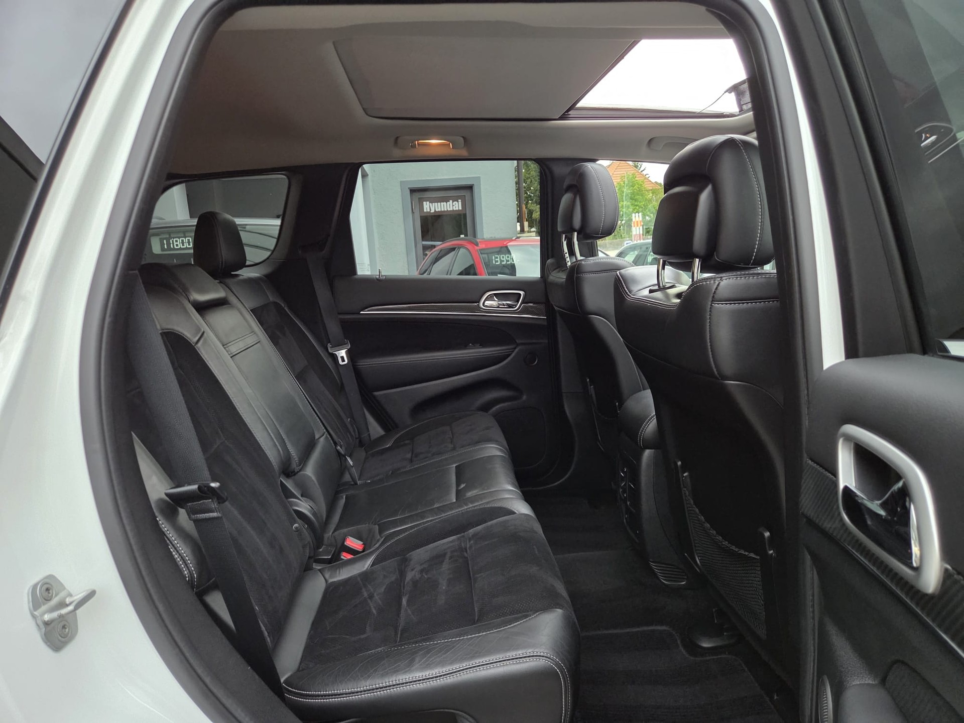 JEEP Grand Cherokee 6.4 SRT8 Automatic-image-13