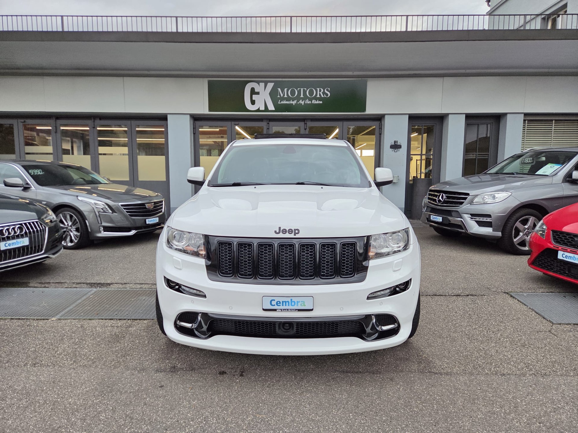 JEEP Grand Cherokee 6.4 SRT8 Automatic-image-7