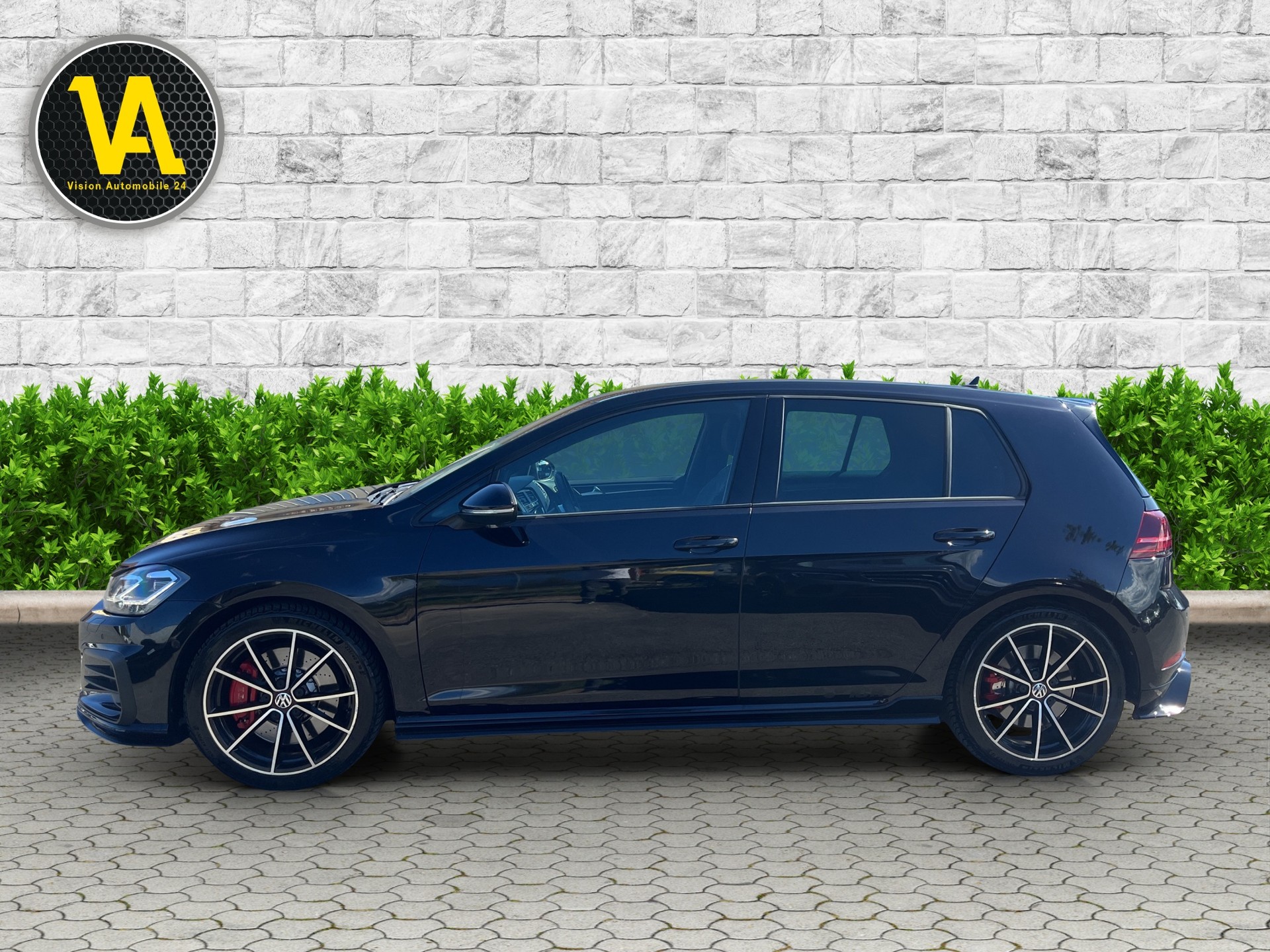 VW Golf 2.0 TSI GTI TCR DSG-image-4