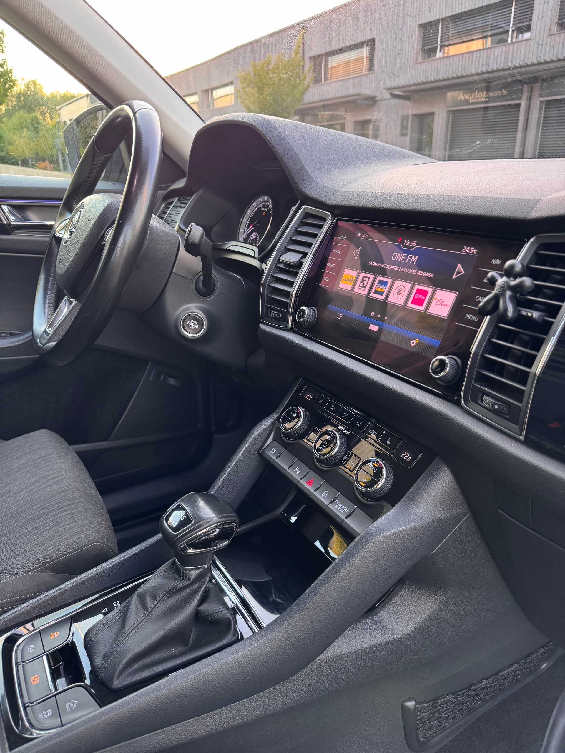 SKODA Kodiaq 2.0 TDI CR Style4x4 DSG-image-8
