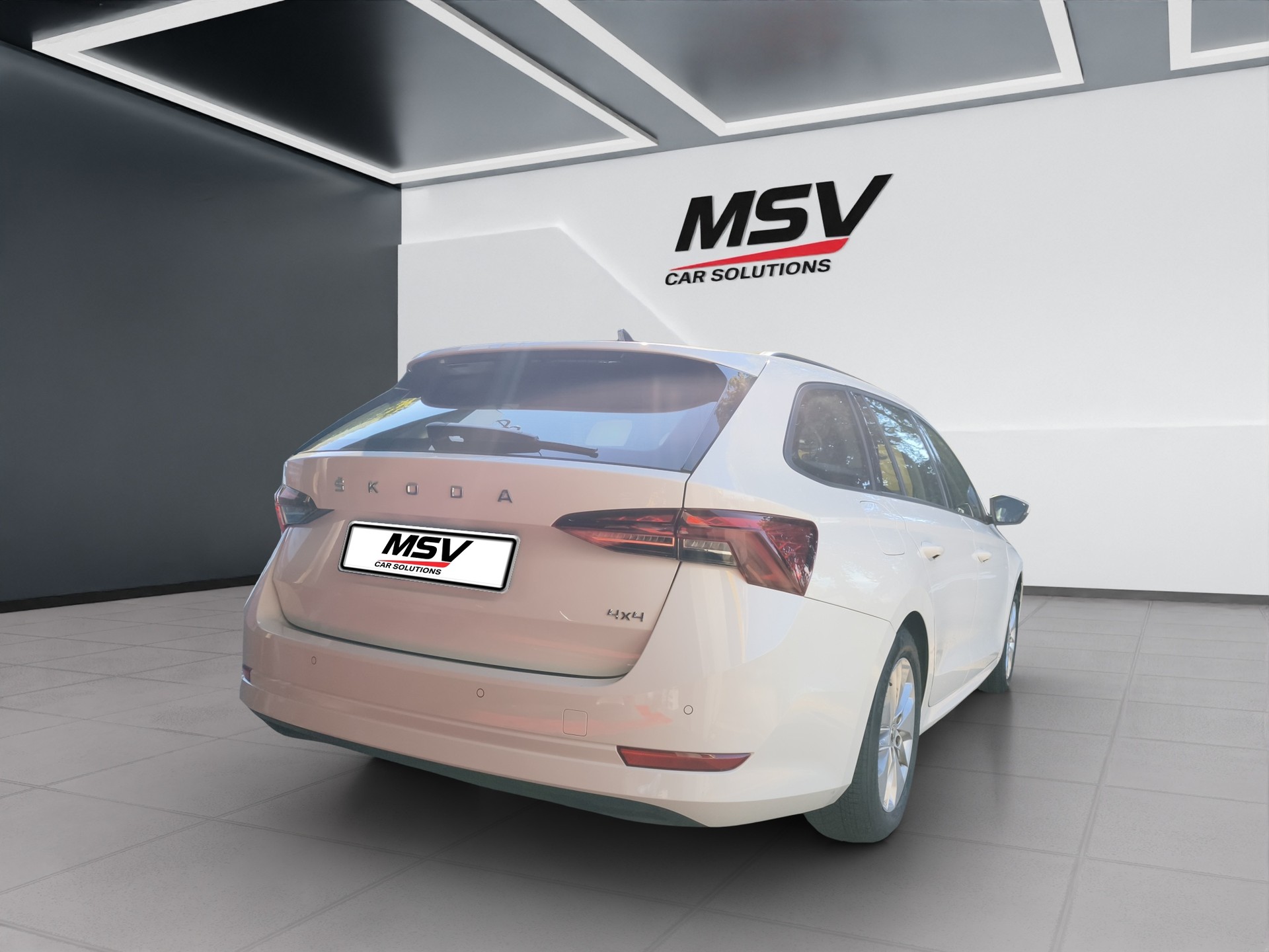 SKODA Octavia Combi 2.0 TDI DSG Ambition 4x4-showroom-element-2