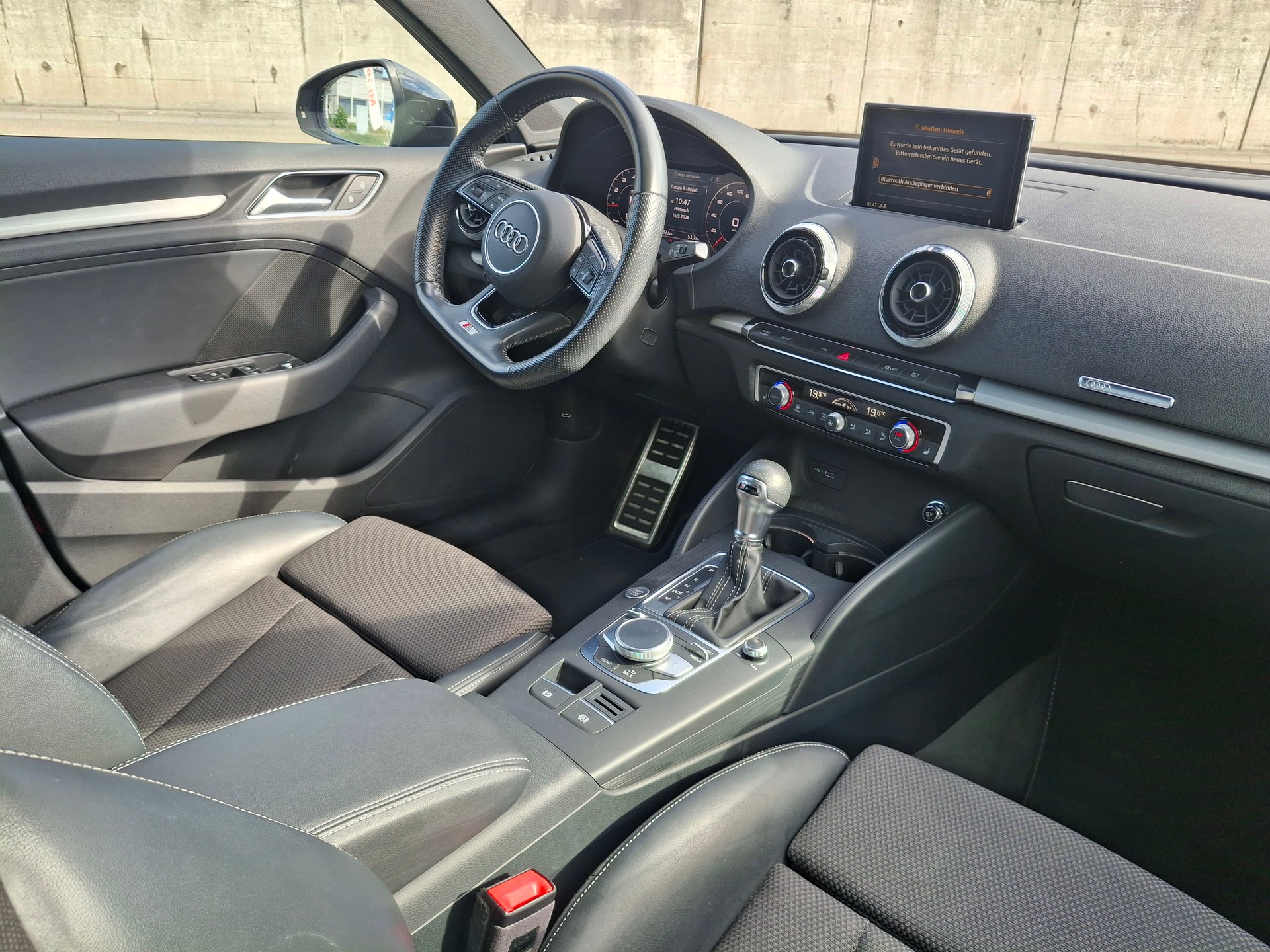 AUDI A3 Sportback 35 TFSI Sport S-tronic-image-20