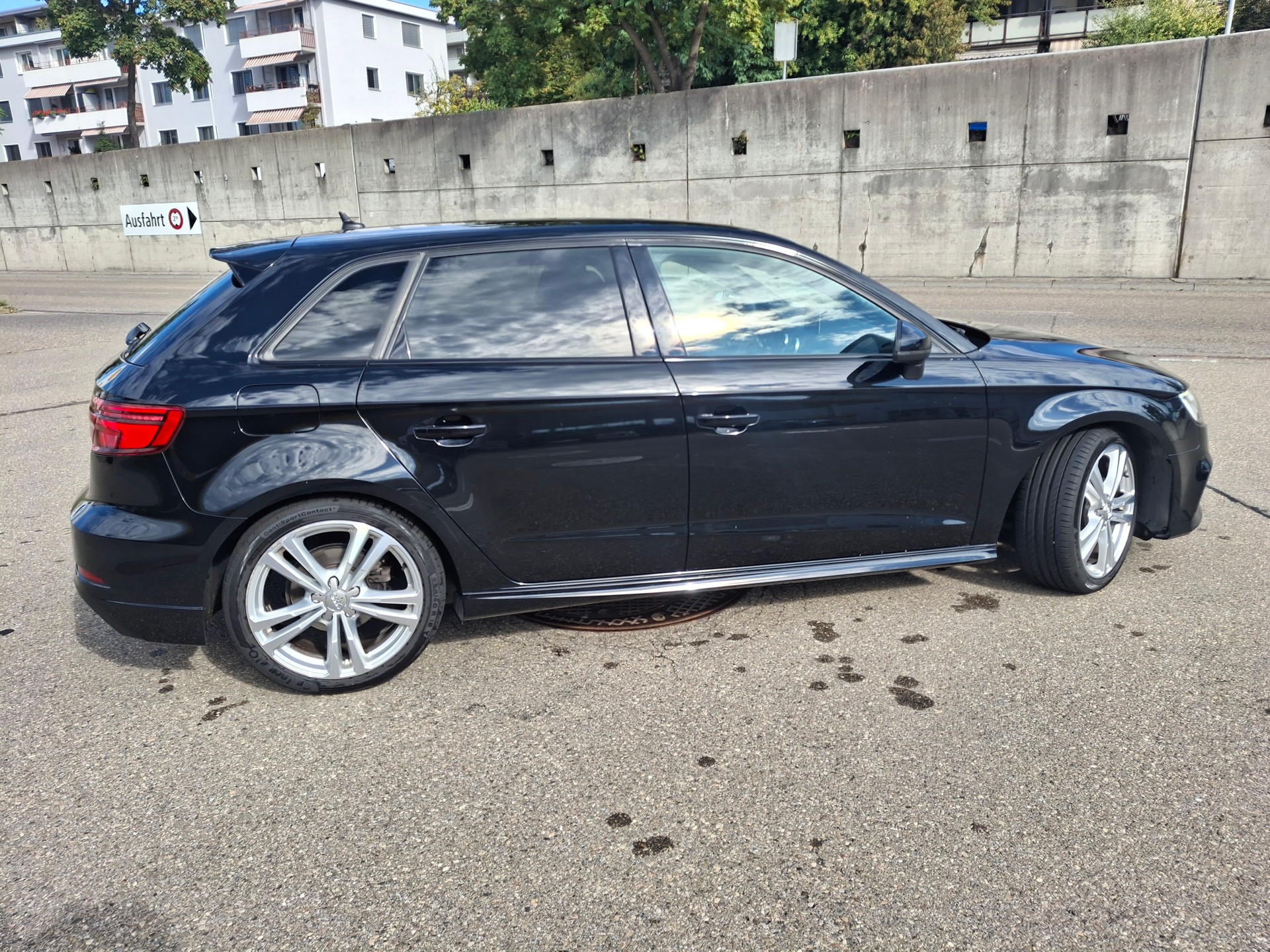 AUDI A3 Sportback 35 TFSI Sport S-tronic-image-11