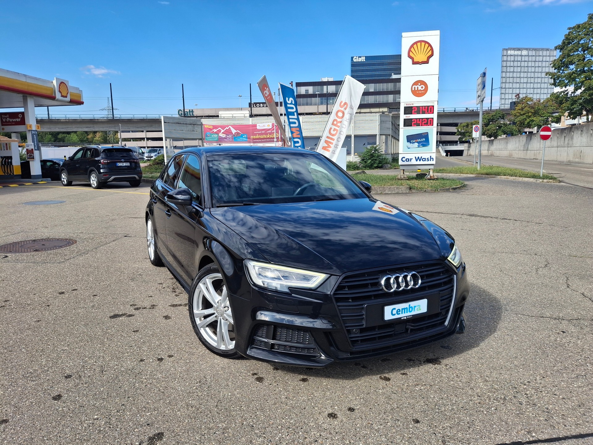 AUDI A3 Sportback 35 TFSI Sport S-tronic-image-1