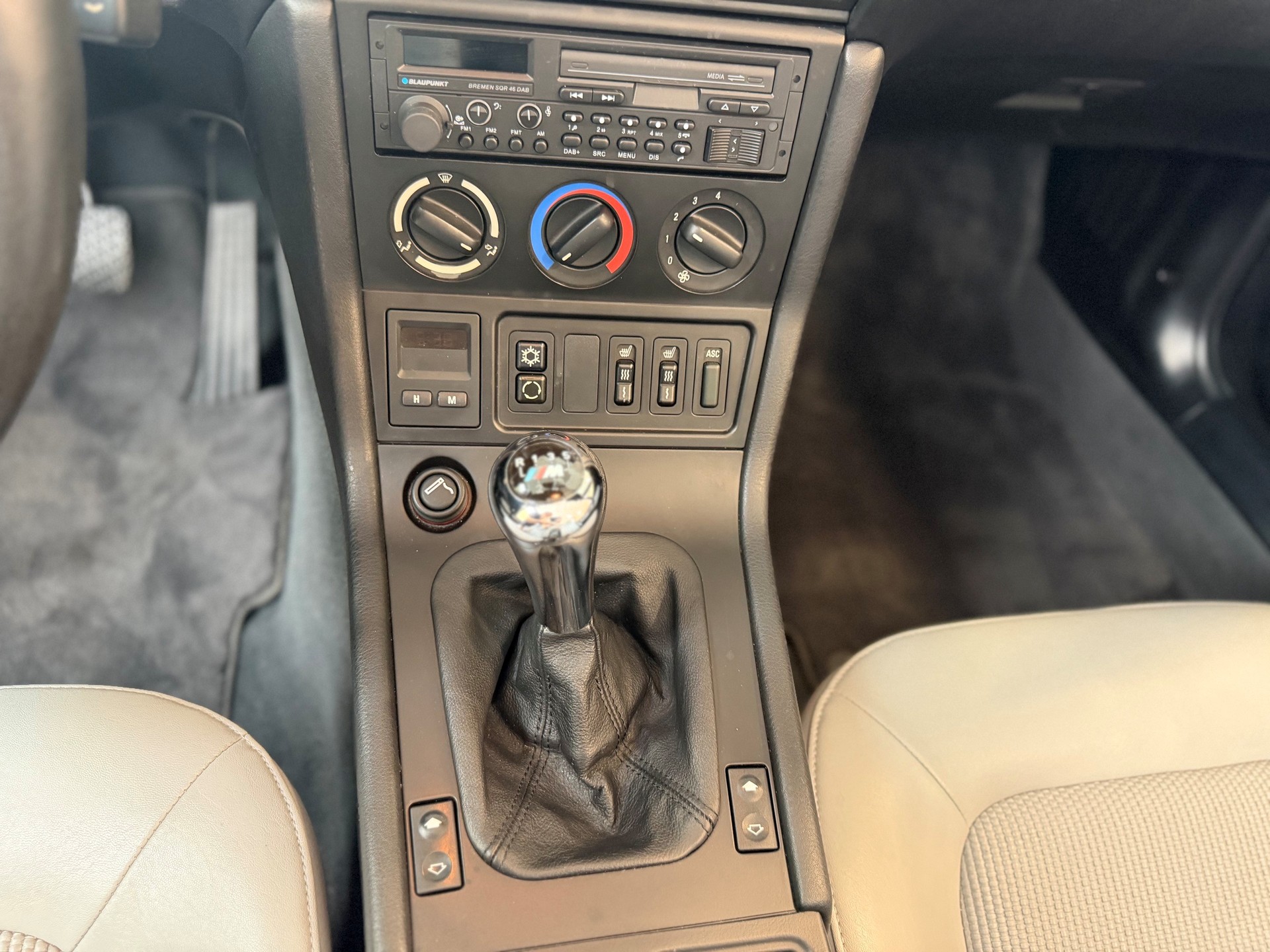 BMW Z3 1.9i Roadster-image-9