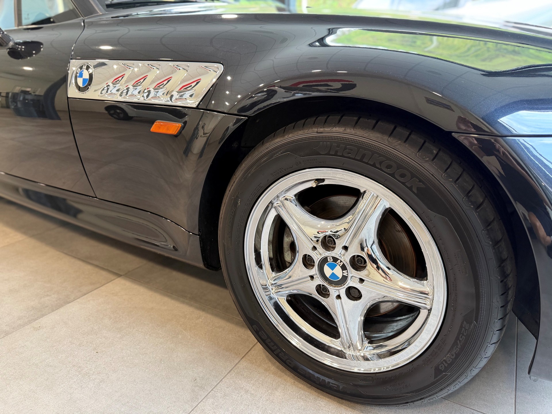 BMW Z3 1.9i Roadster-image-12