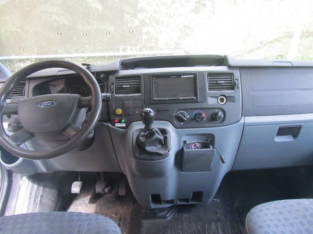 FORD Transit-image-2