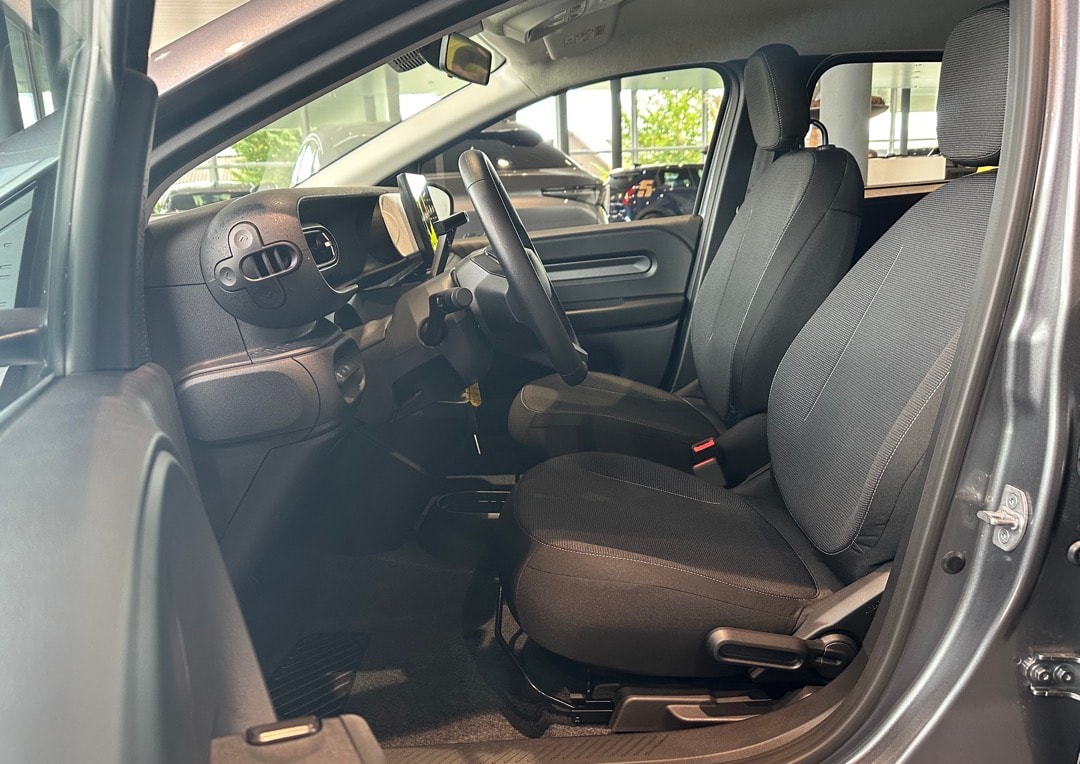 RENAULT Twingo E-Tech 27kWh Evolution-image-8
