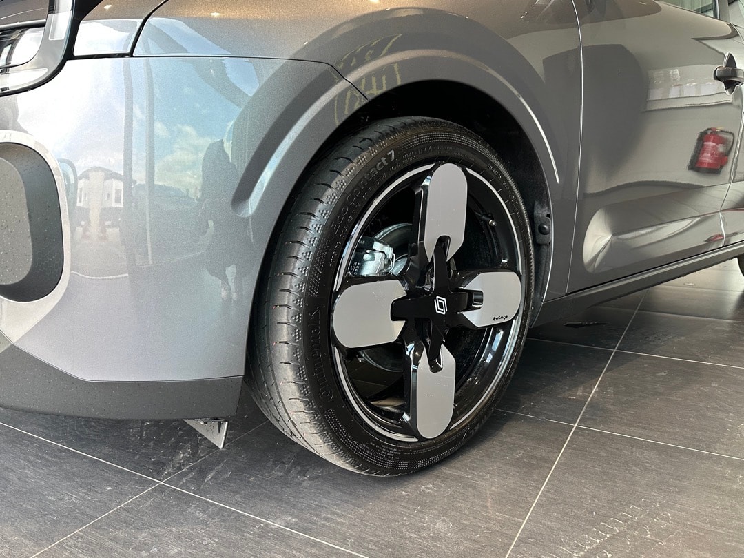 RENAULT Twingo E-Tech 27kWh Evolution-image-2