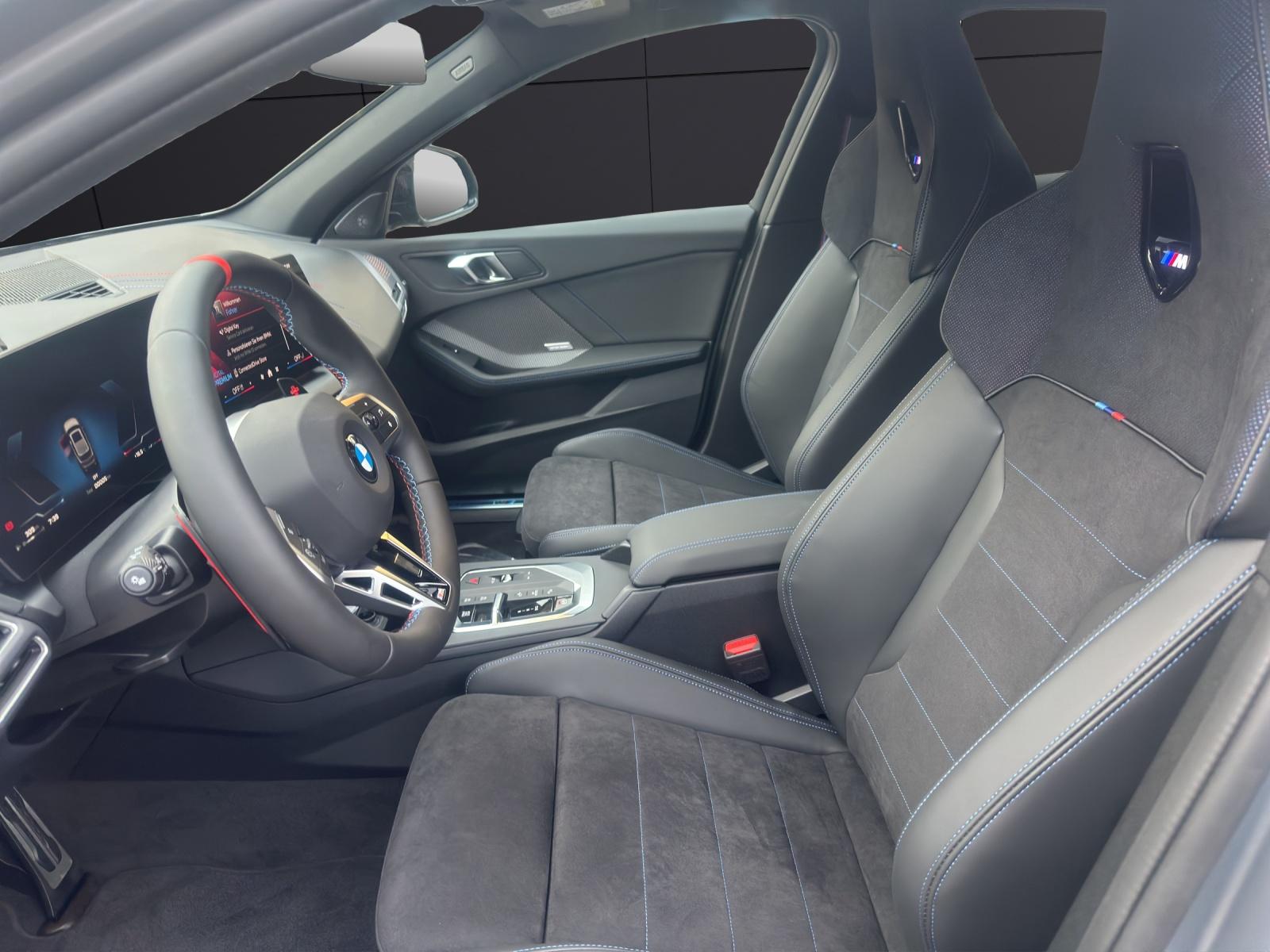 BMW 1er Reihe F70 M135i xDrive-image-5