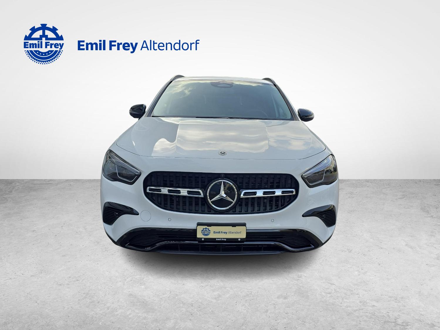 MERCEDES-BENZ GLA 250 4MATIC Swiss Star AMG Line-image-7