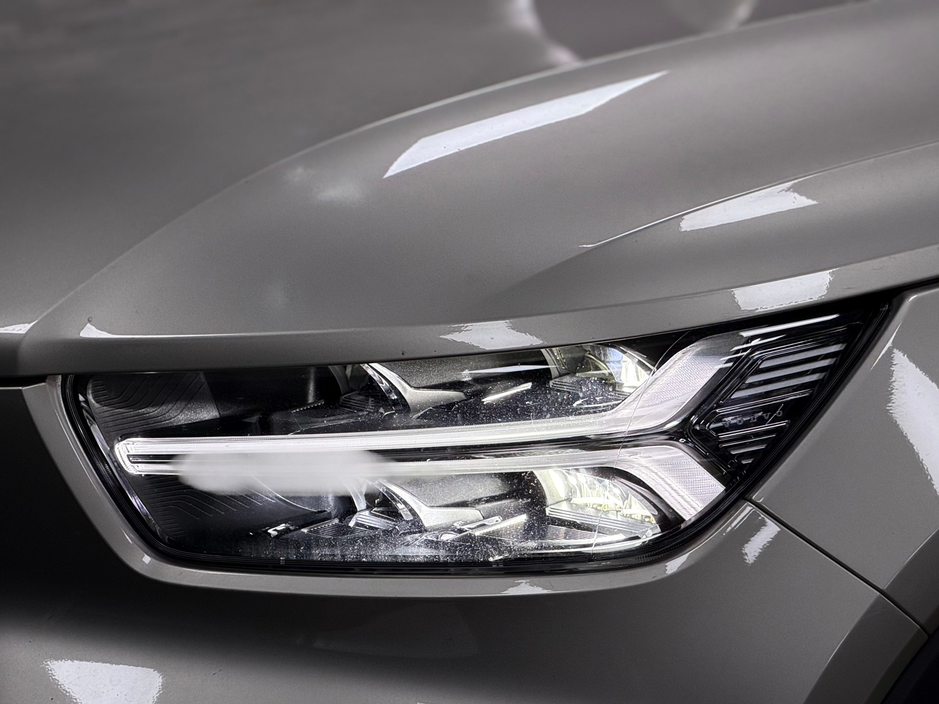 VOLVO XC40 T4 AWD Inscription Geartronic-image-8