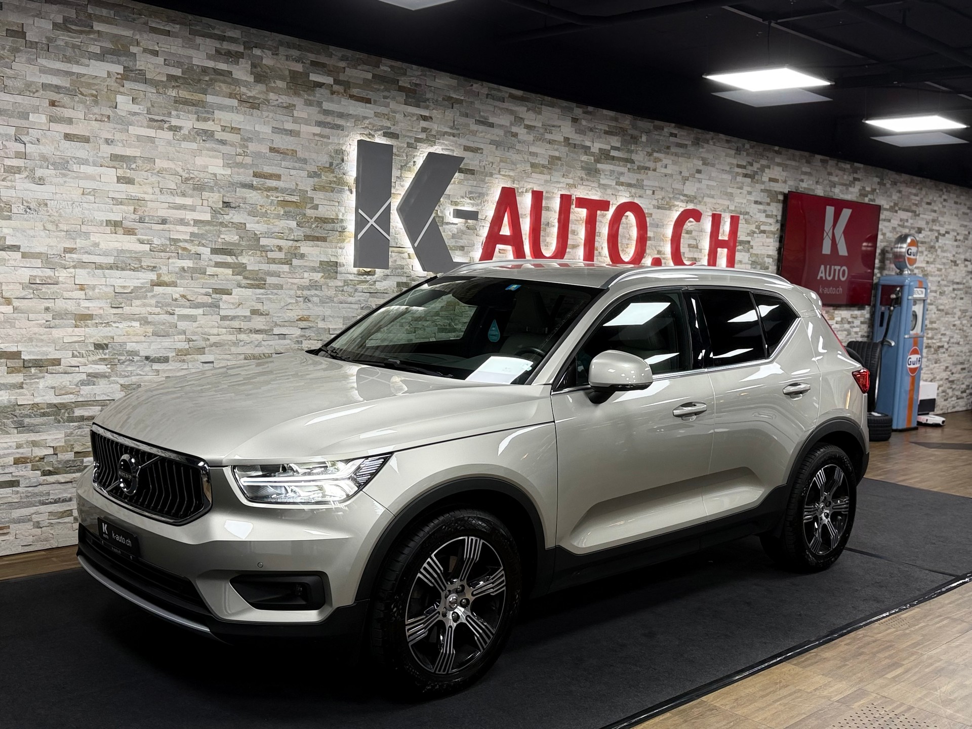 VOLVO XC40 T4 AWD Inscription Geartronic-image-0