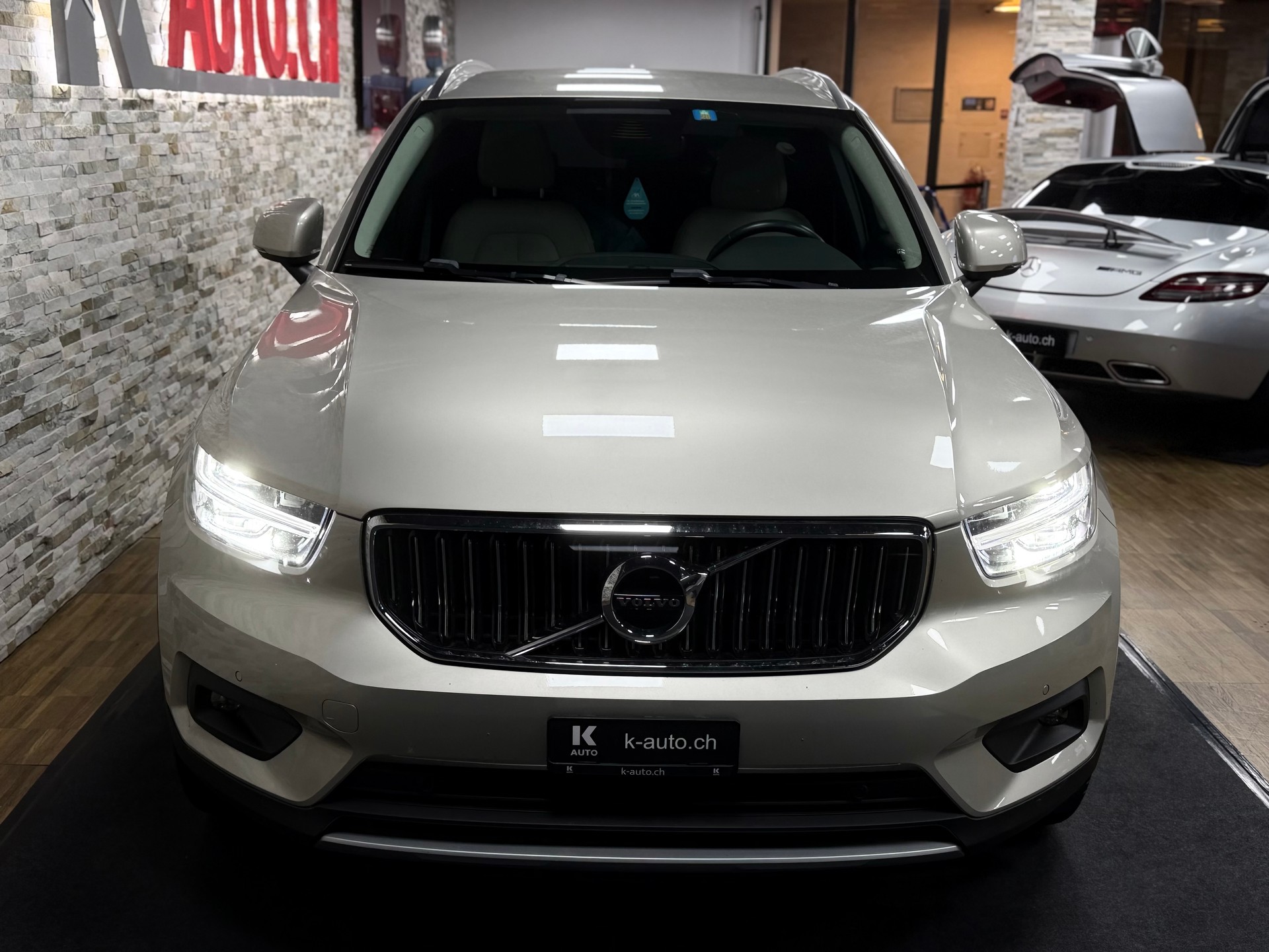 VOLVO XC40 T4 AWD Inscription Geartronic-image-5
