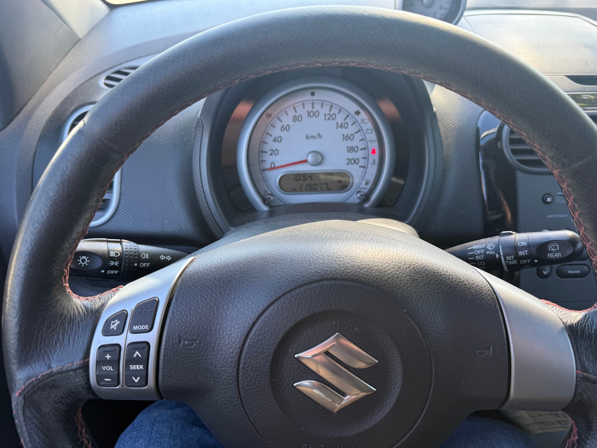 SUZUKI Splash 1.2i 16V GL Sergio Cellano-image-10