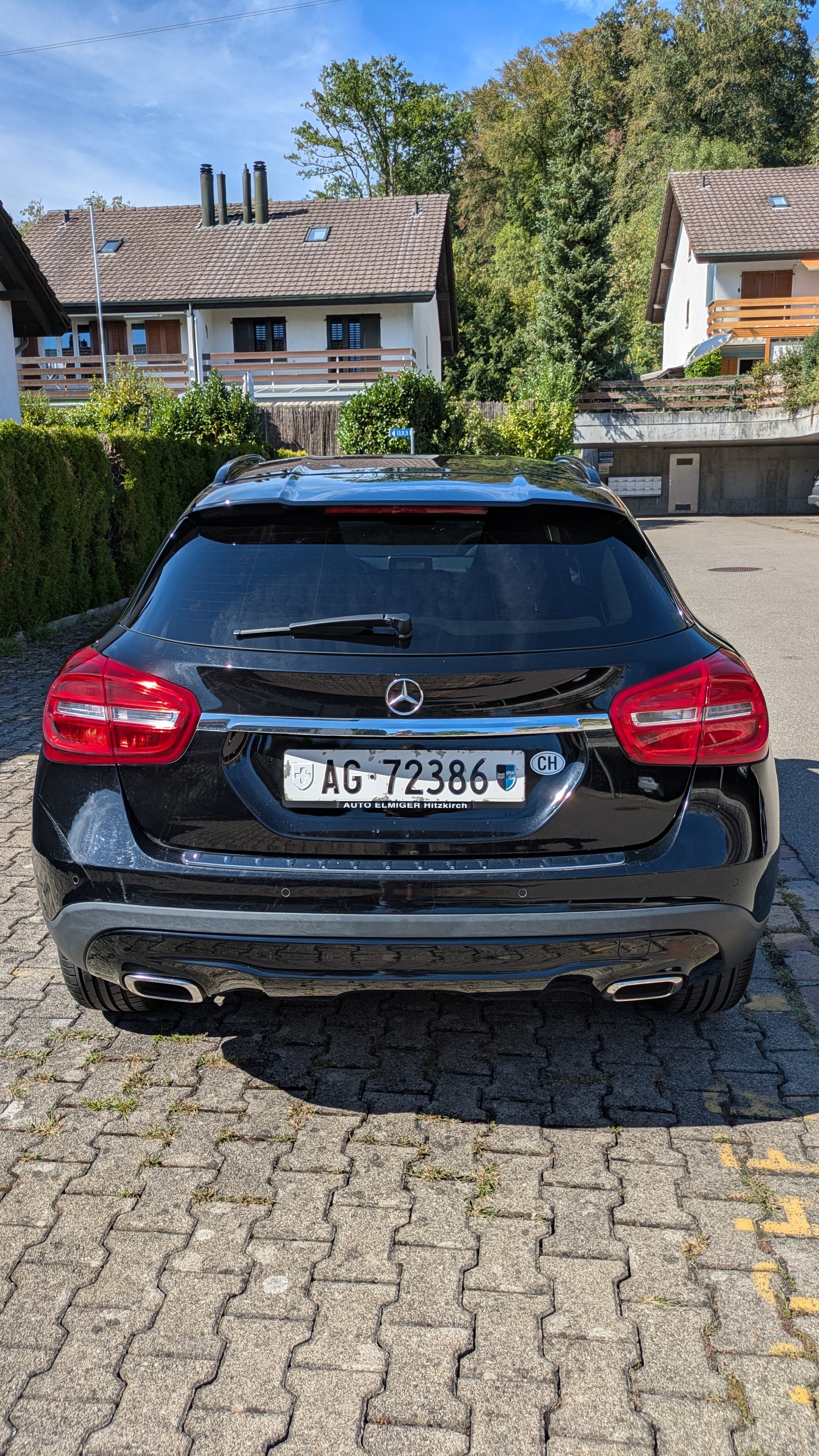 MERCEDES-BENZ GLA 200 CDI Night Star-image-2