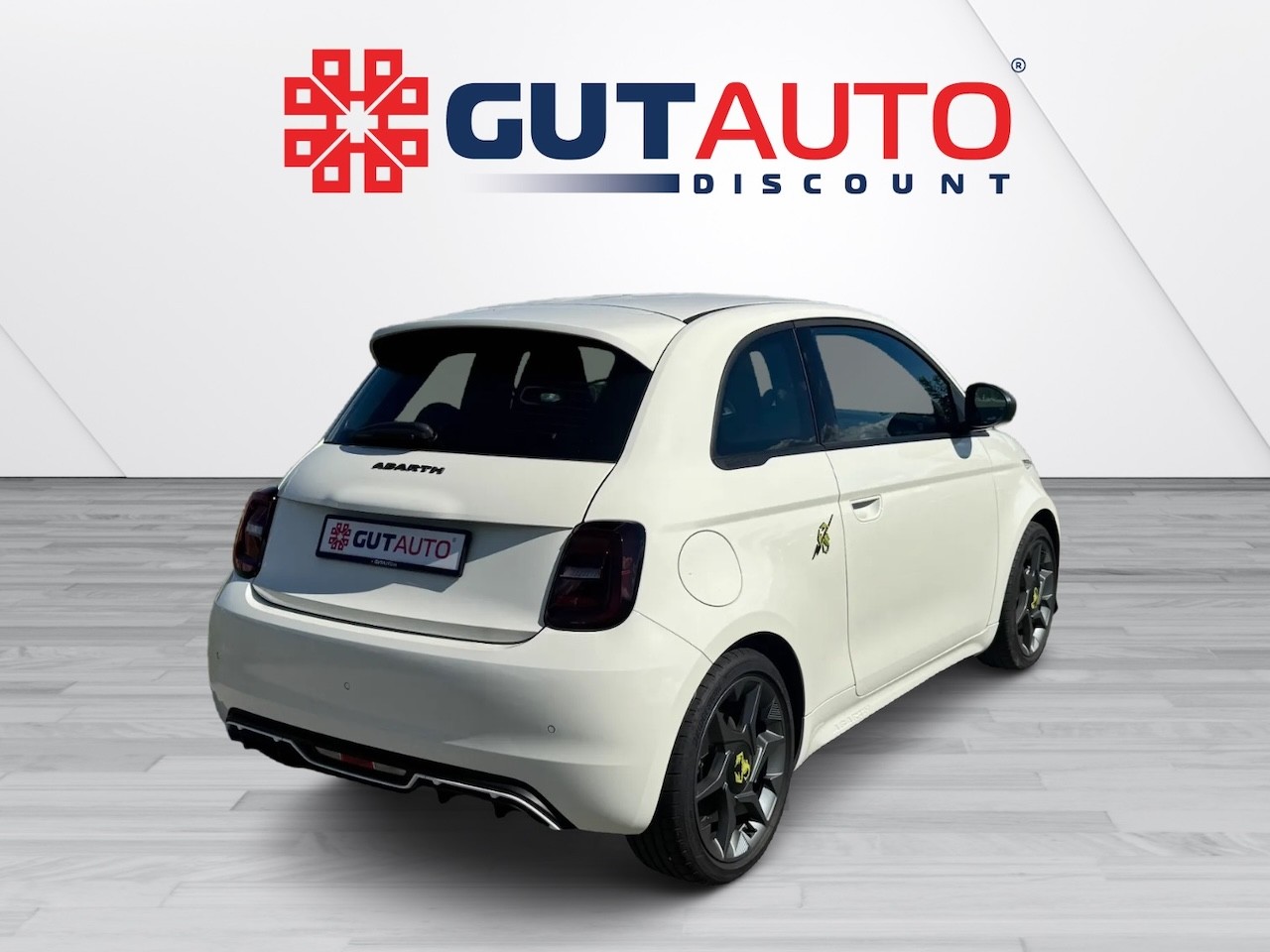 FIAT Abarth 500e-image-4