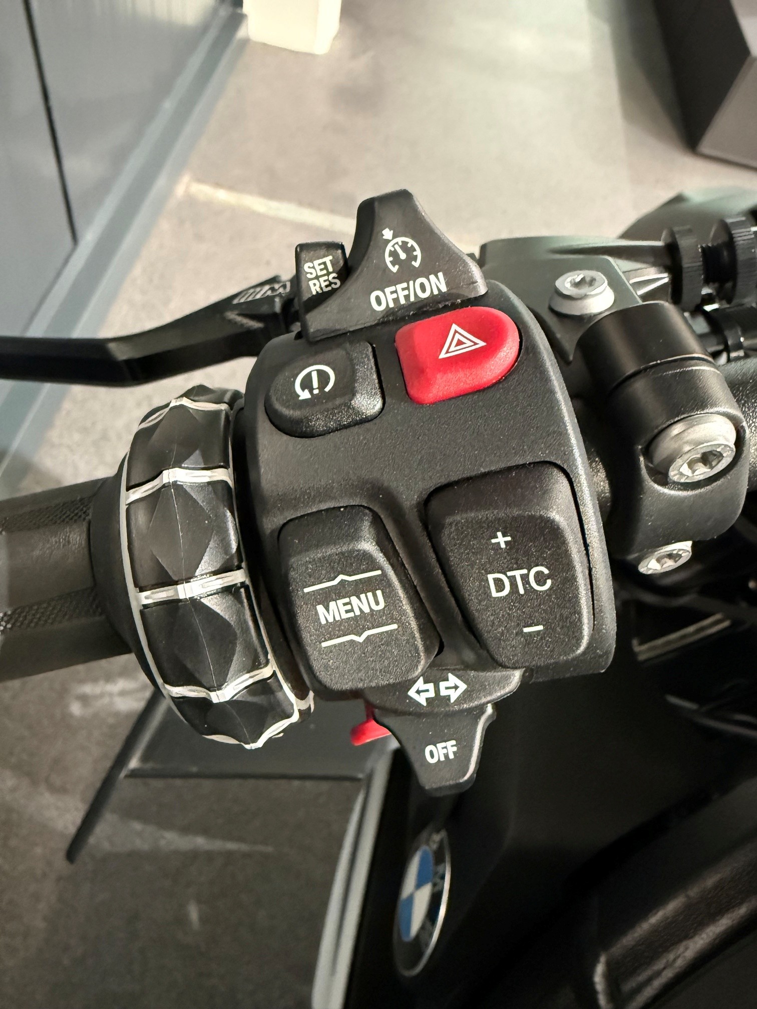 BMW M 1000 R - Inklusive Service-Paket 3 Jahre / 30'000km!-image-5
