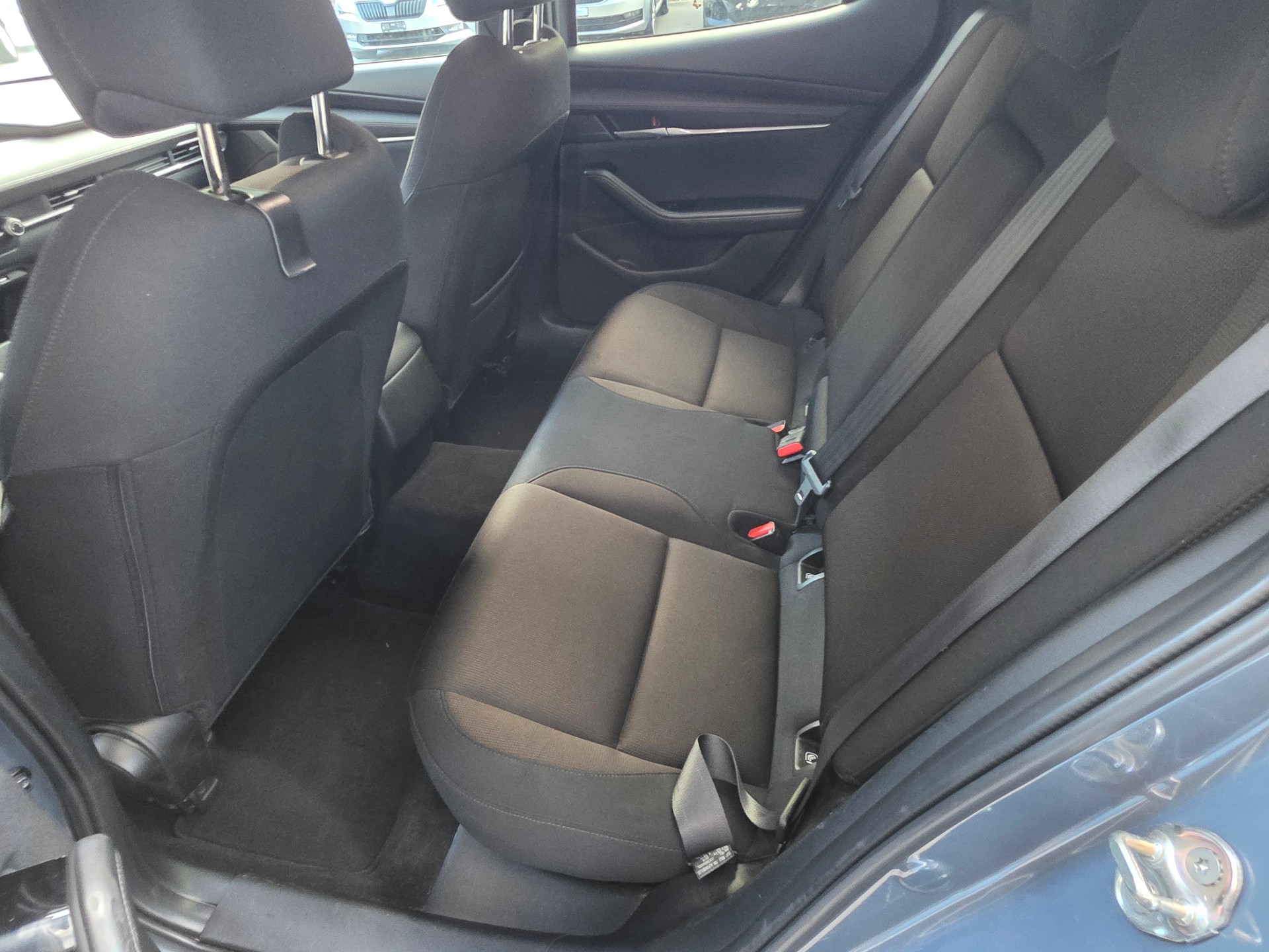 MAZDA 3 Hatchback SKYACTIV-X M Hybrid 180 Ambition AWD Automat-image-12