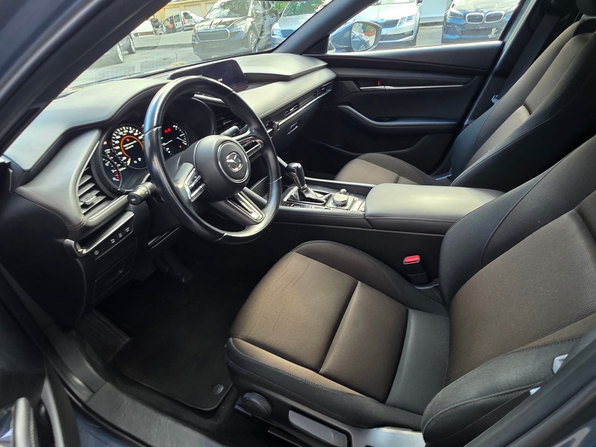 MAZDA 3 Hatchback SKYACTIV-X M Hybrid 180 Ambition AWD Automat-image-11