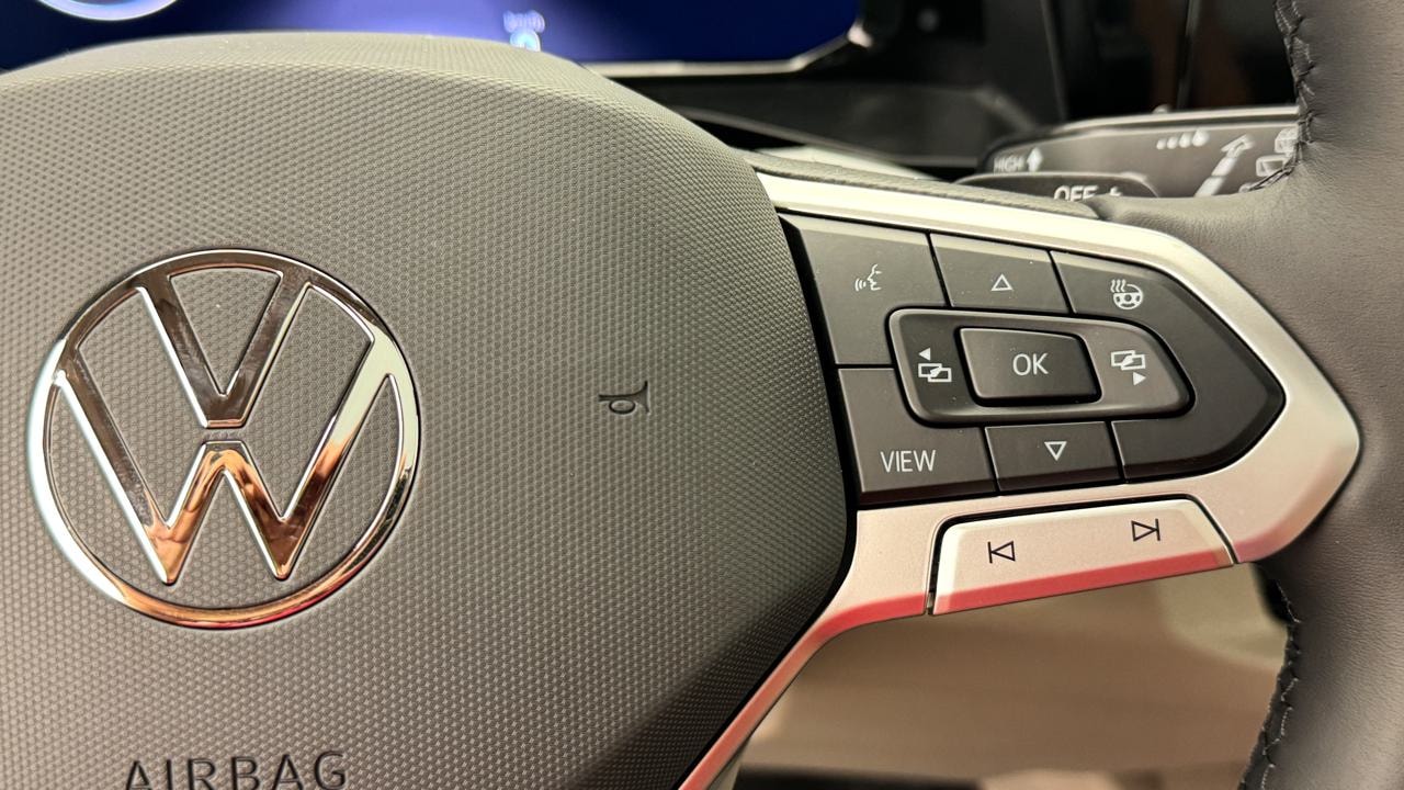 VW Multivan 1.5 eHybrid Life Edition Lang DSG-image-9