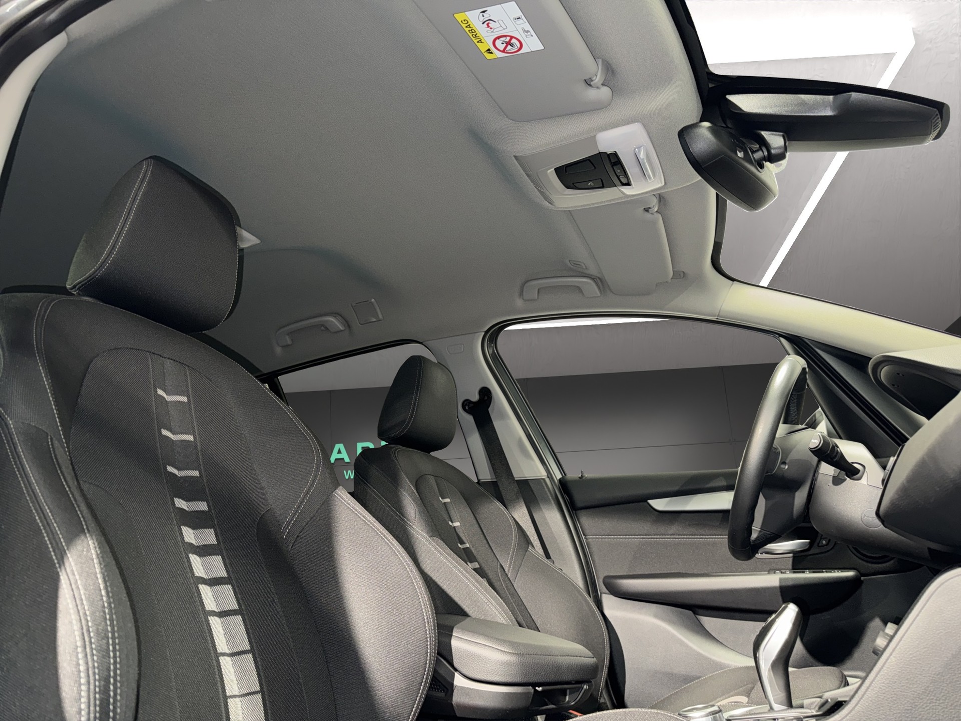 BMW 218d xDrive Gran Tourer Sport Line-image-14