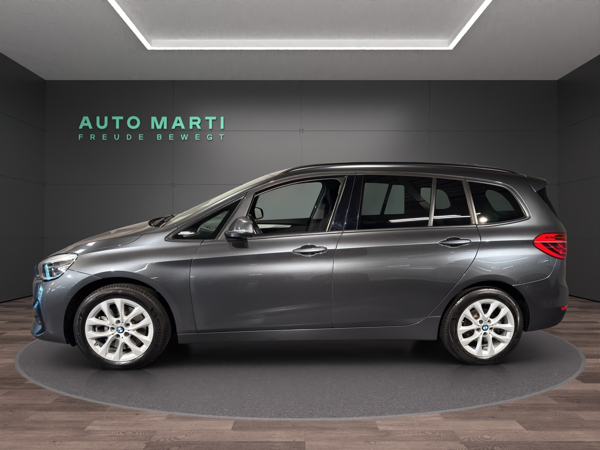 BMW 218d xDrive Gran Tourer Sport Line-image-1
