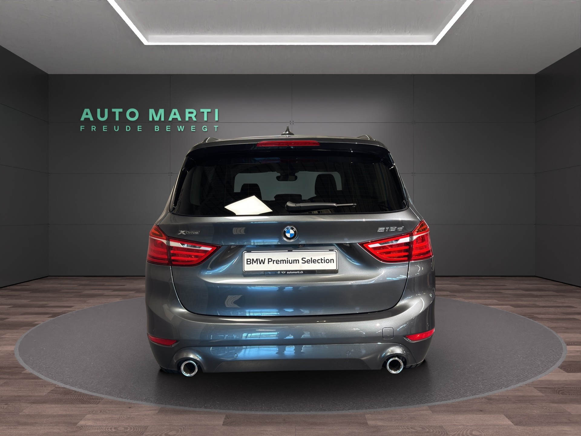 BMW 218d xDrive Gran Tourer Sport Line-image-2