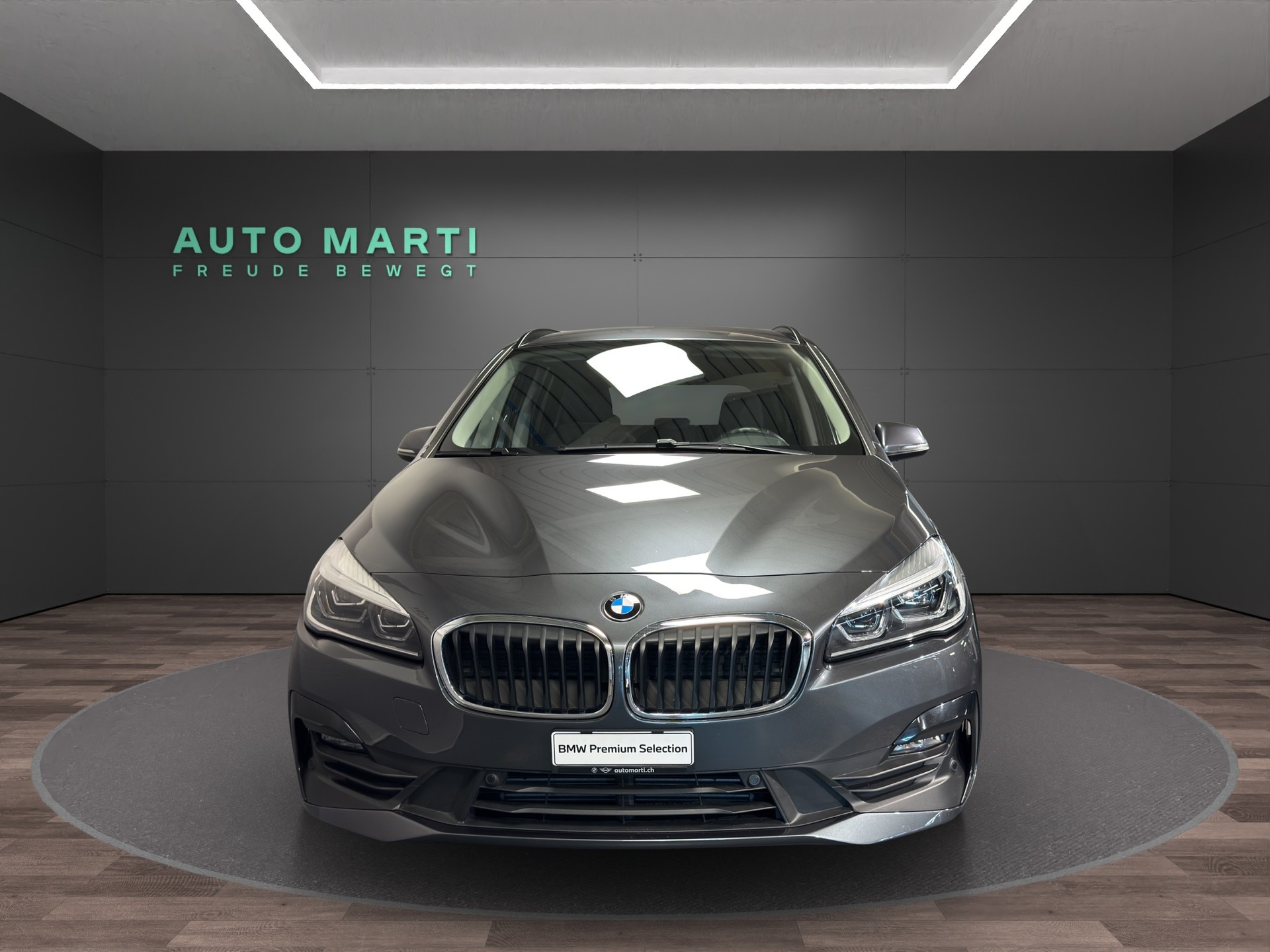 BMW 218d xDrive Gran Tourer Sport Line-image-4