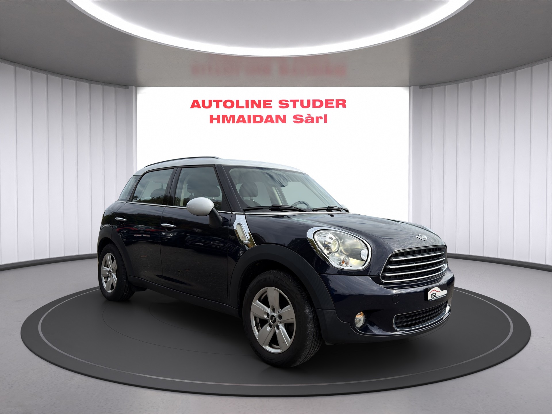 MINI Countryman Cooper FWD-image-2