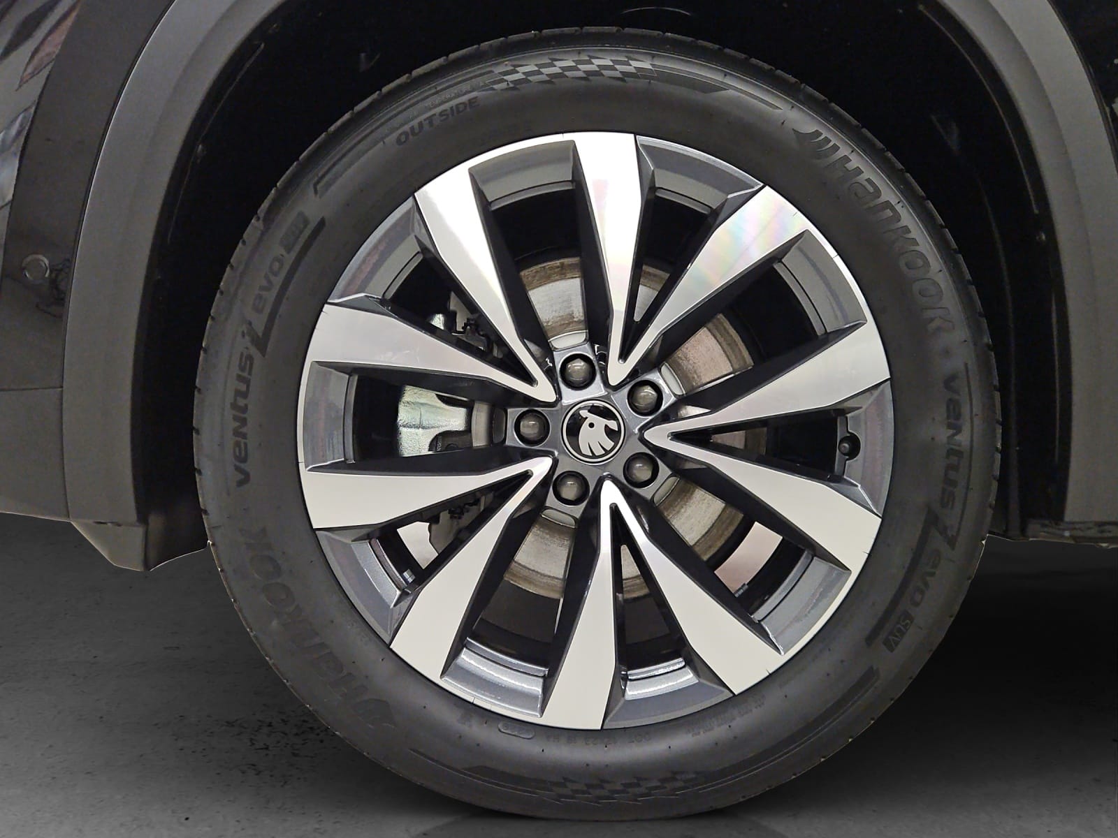 SKODA Skoda Kodiaq 2.0 TSI 4x4 Dynamic-image-5